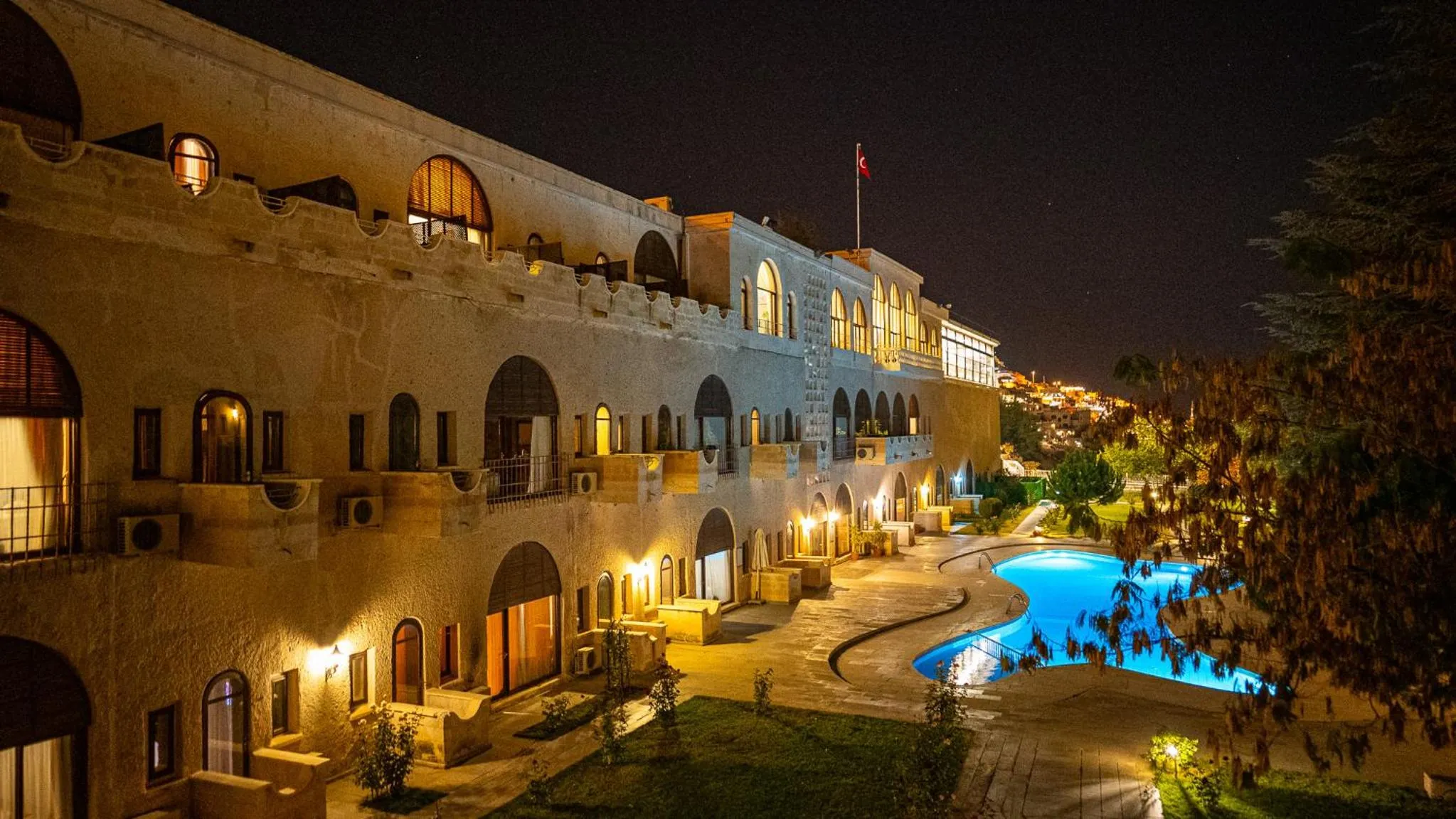 Swimming pool in Uchisar Kaya Otel