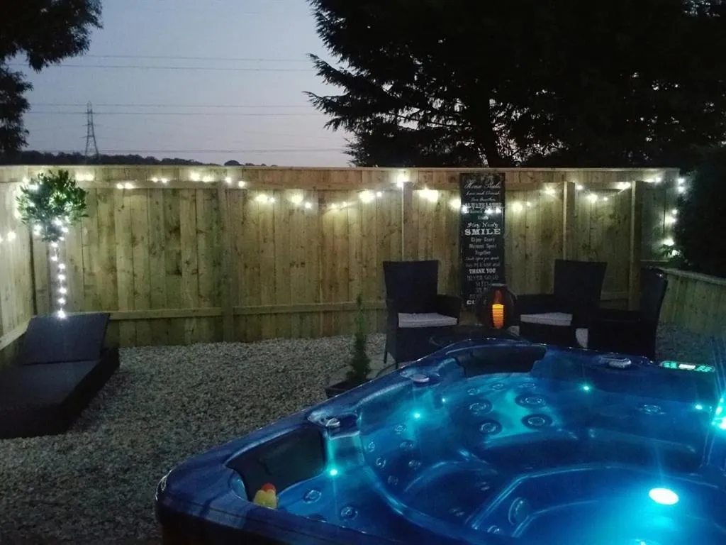 Pool view in Thorpe Thewles Lodge