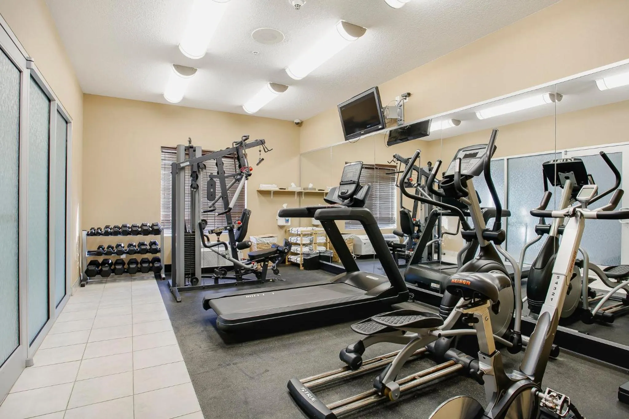 Fitness centre/facilities in Holiday Inn Express Hotel & Suites - Slave Lake by IHG