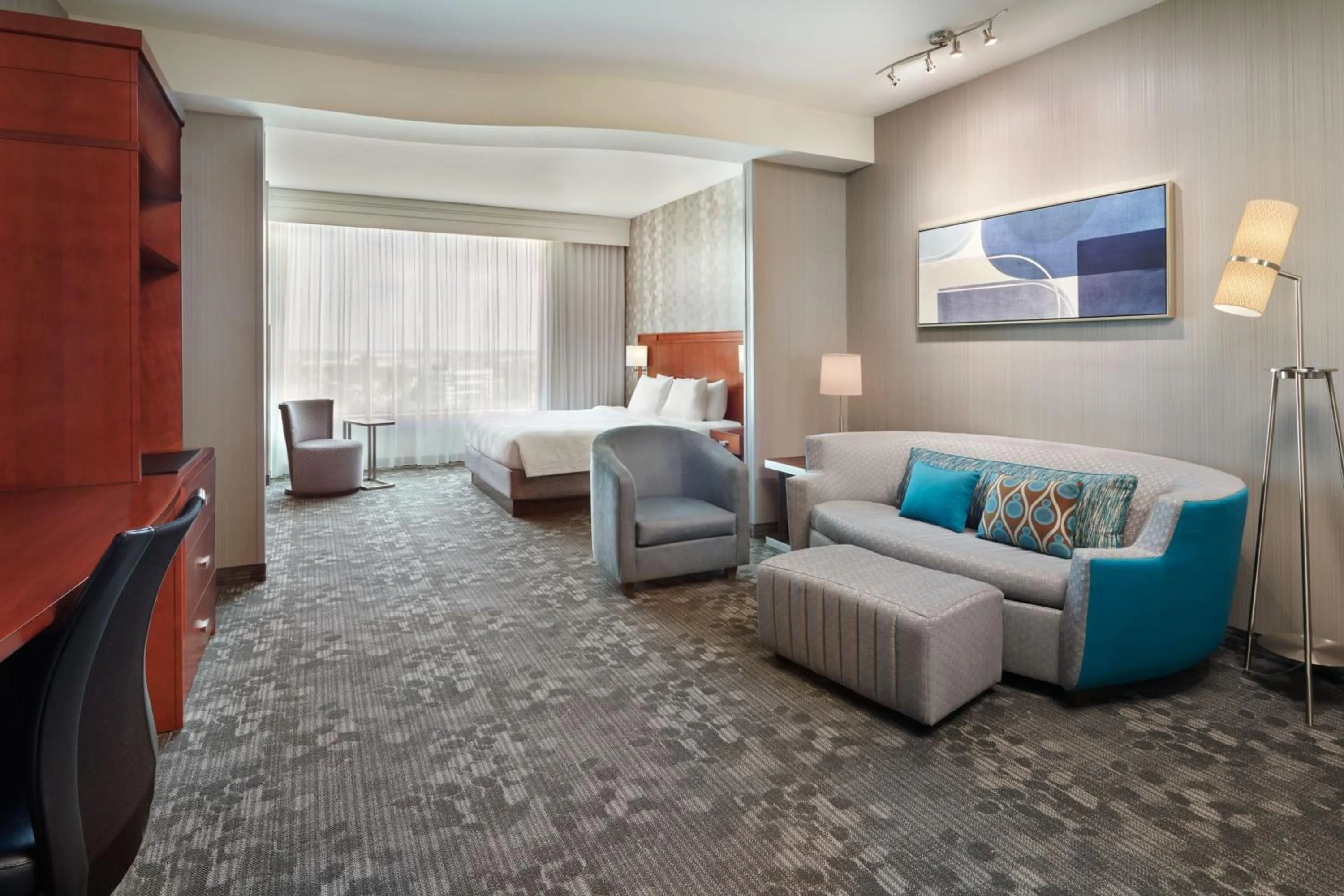 Photo of the whole room in Courtyard by Marriott Ottawa East