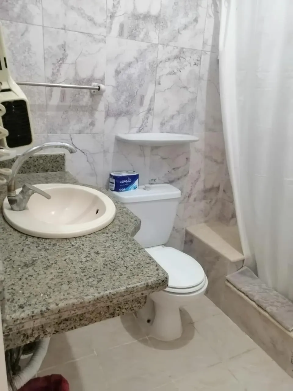 Rezeiky Hotel & Camp