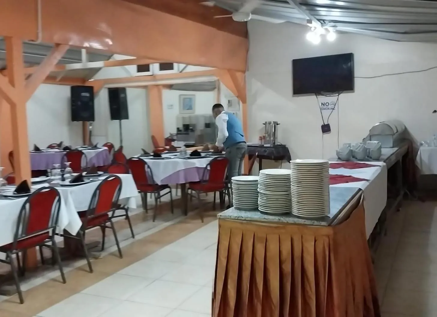 Rezeiky Hotel & Camp