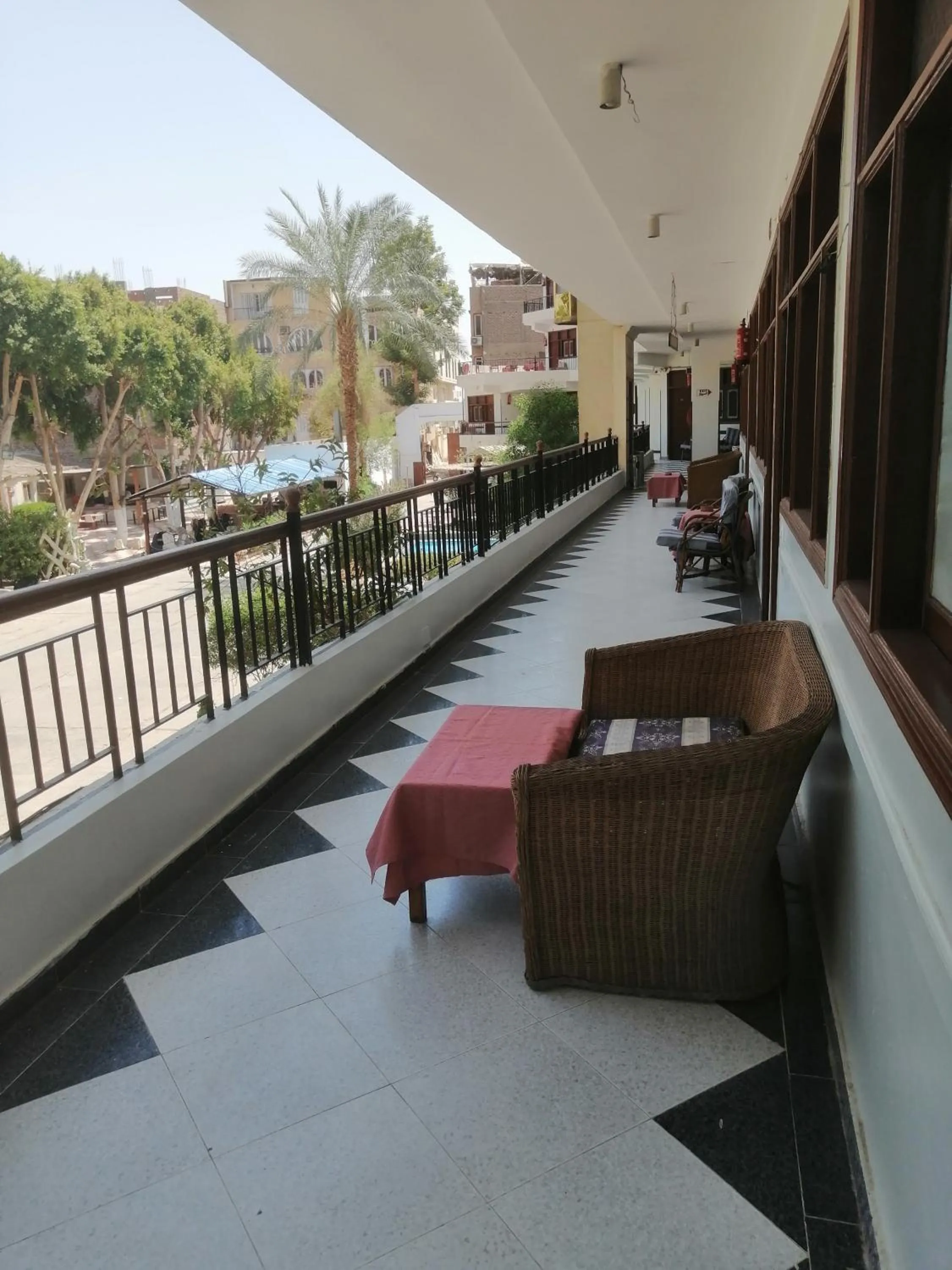 Rezeiky Hotel & Camp