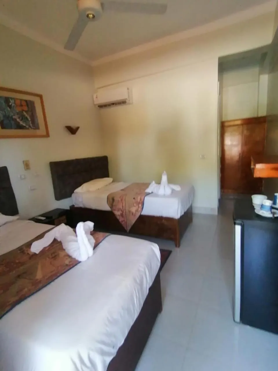 Bed in Rezeiky Hotel & Camp