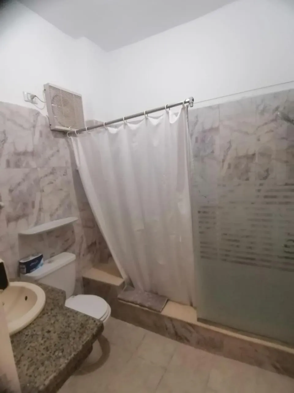 Rezeiky Hotel & Camp