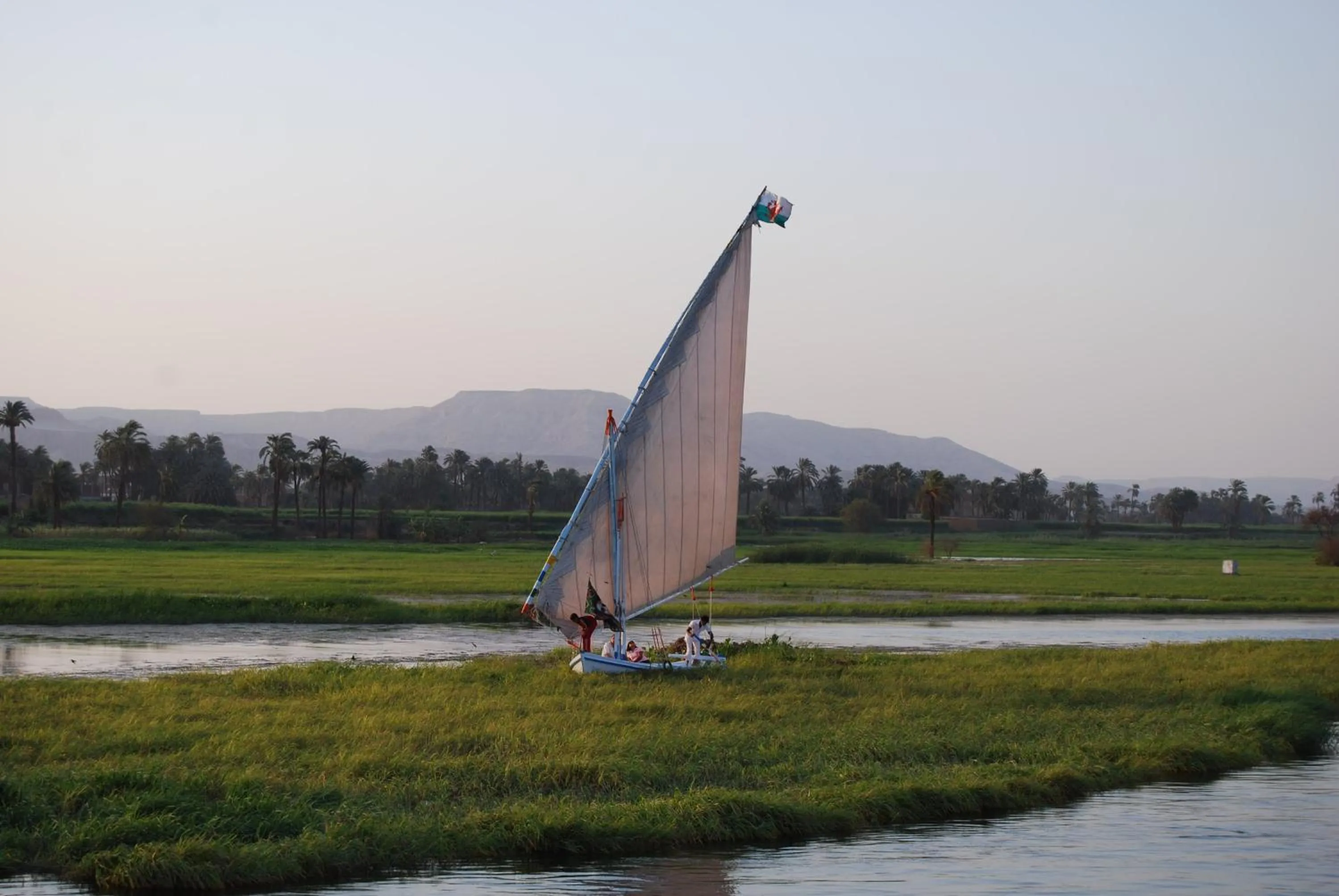 Rezeiky Hotel & Camp