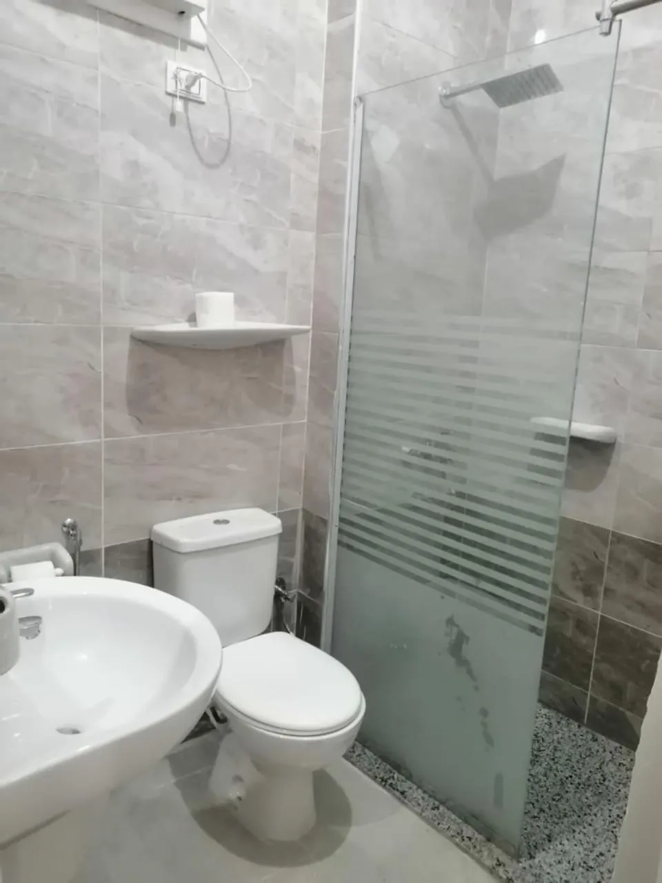 Rezeiky Hotel & Camp