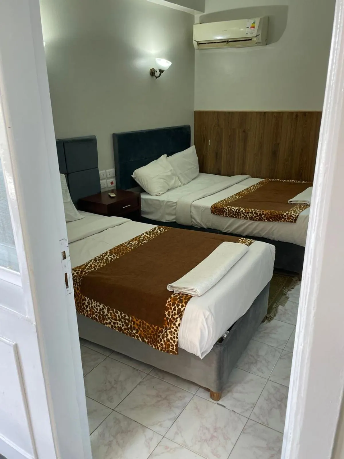Bed in Rezeiky Hotel & Camp