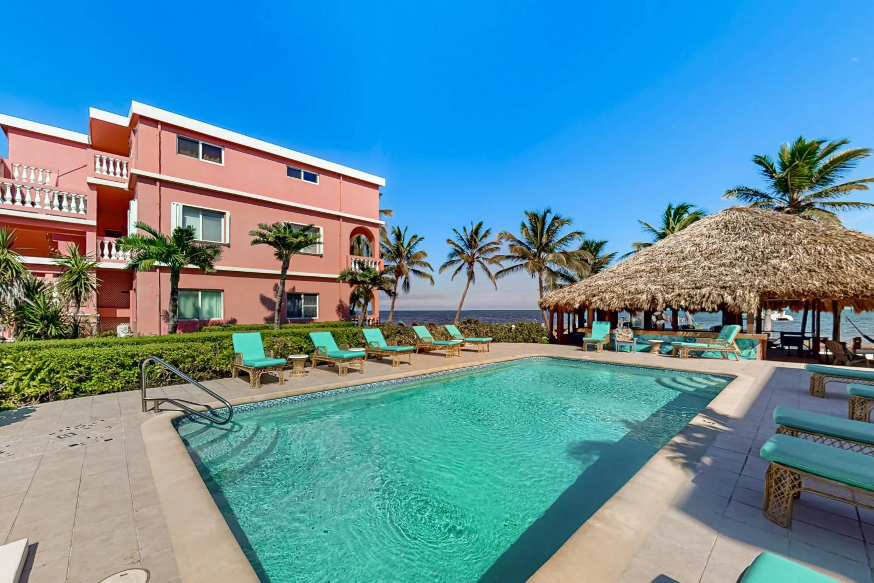 Palm @ Caribe Island