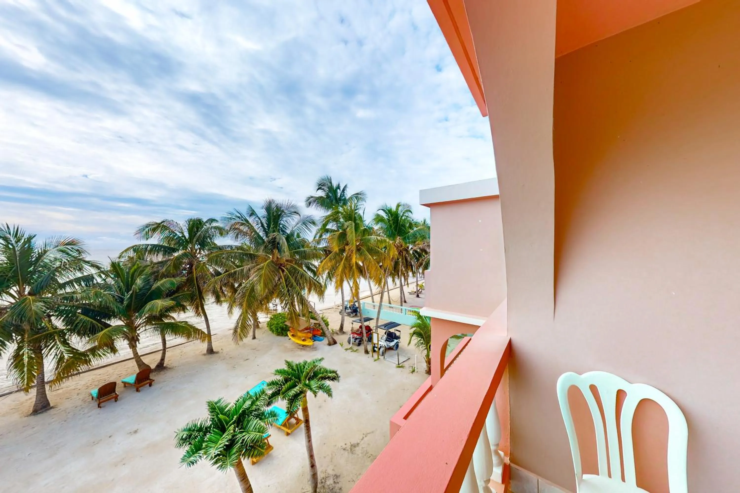 Palm @ Caribe Island