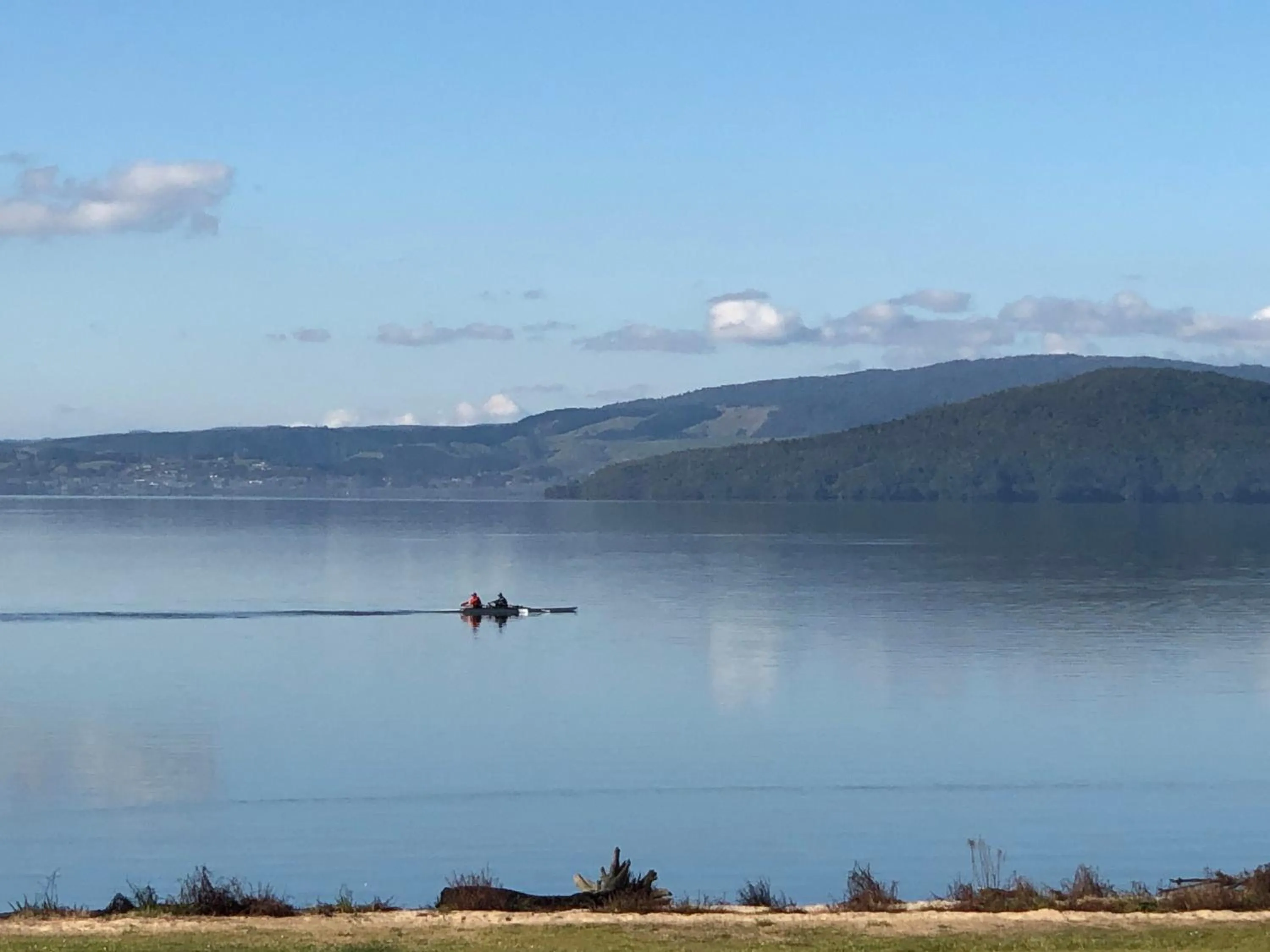 Lake view in Jack & Di's Lakefront Motel