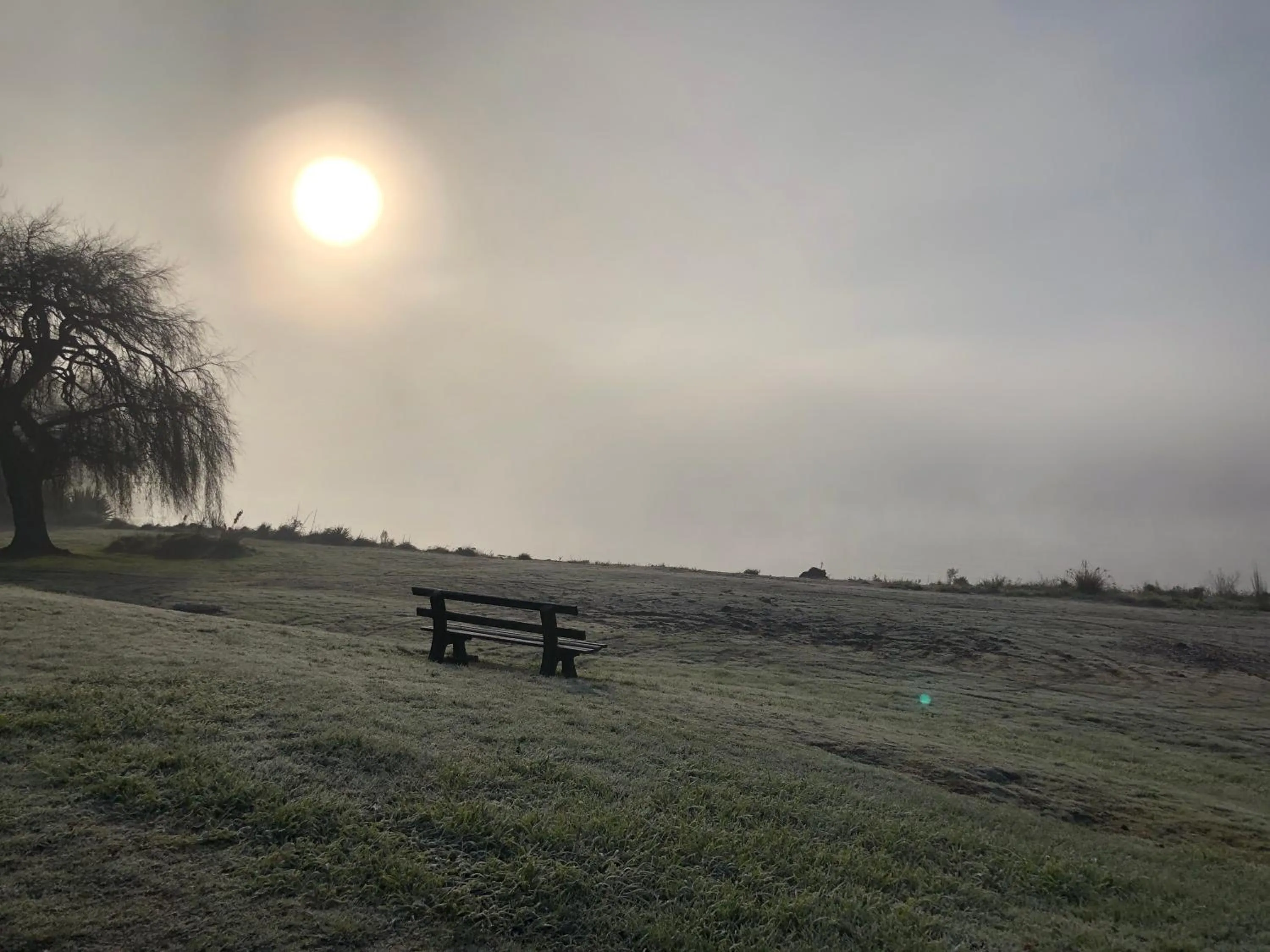 Sunrise in Jack & Di's Lakefront Motel