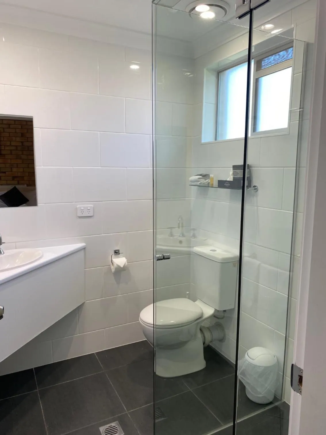 Toilet in Buckaroo Motor Inn