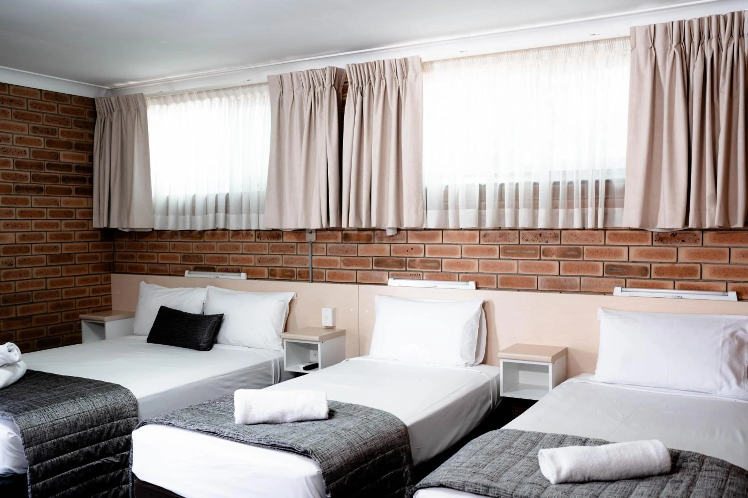 Photo of the whole room, Bed in Buckaroo Motor Inn