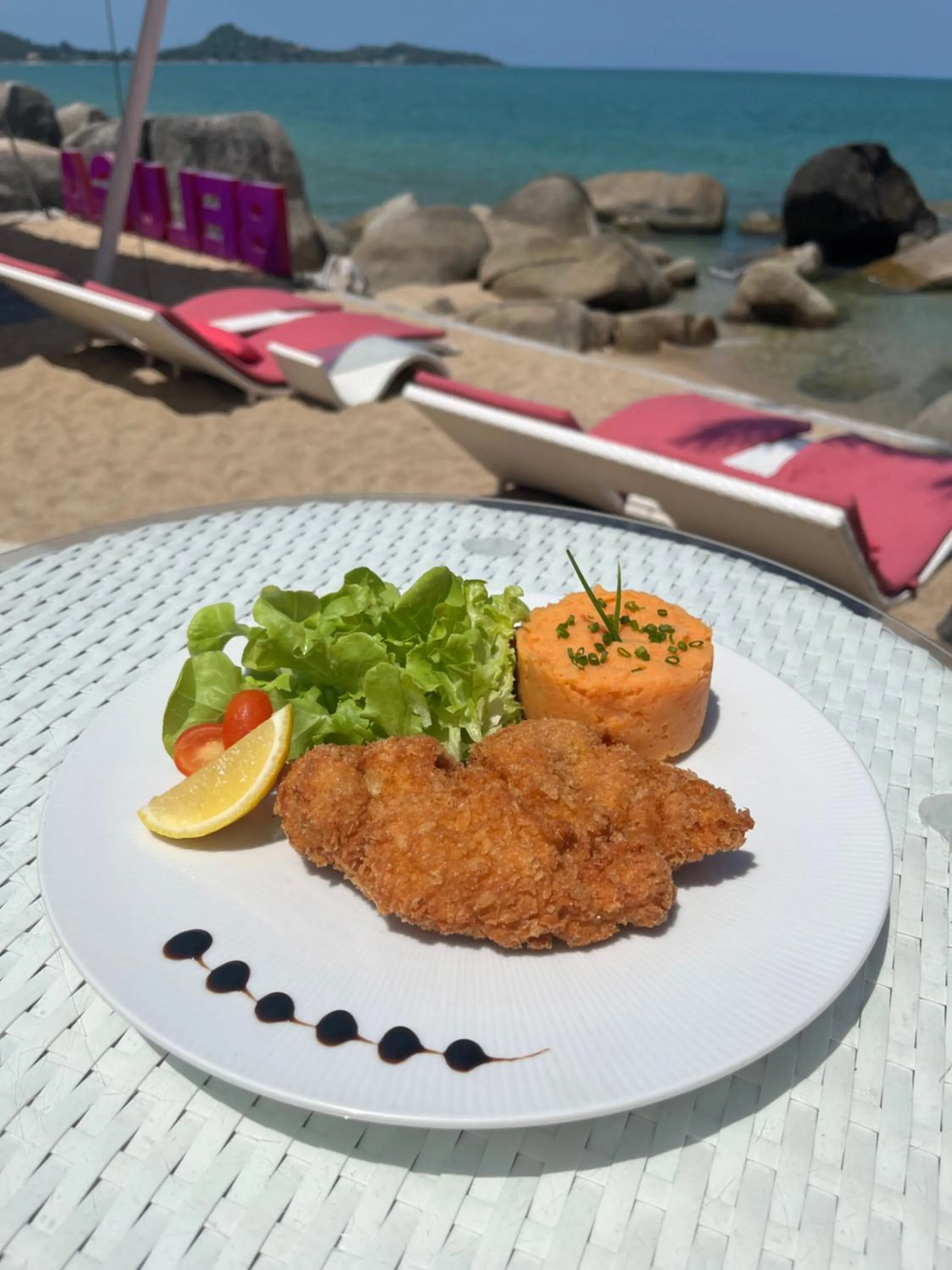 Restaurant/places to eat in Beluga Boutique Hotel