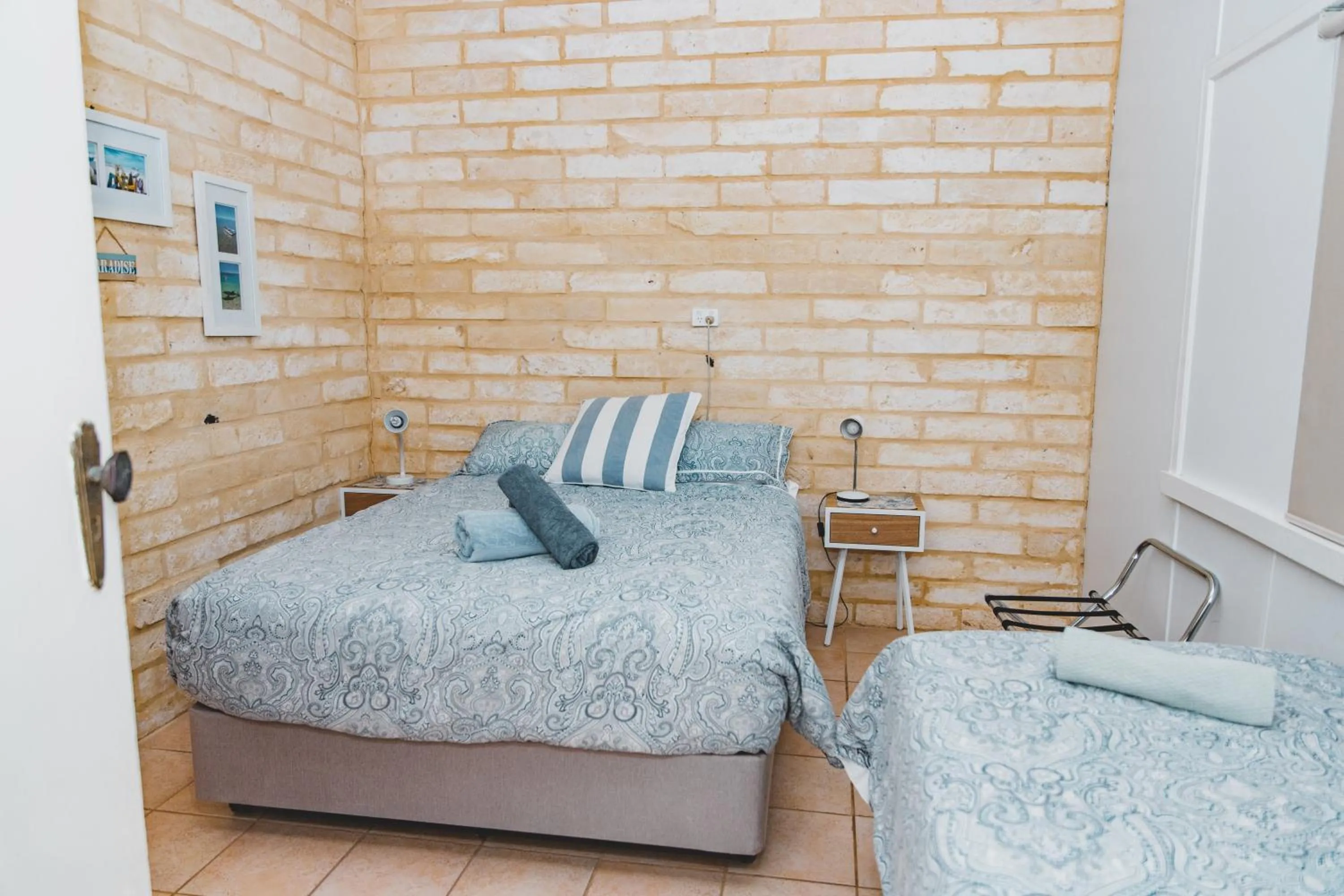 Bed in Dongara Hotel Motel