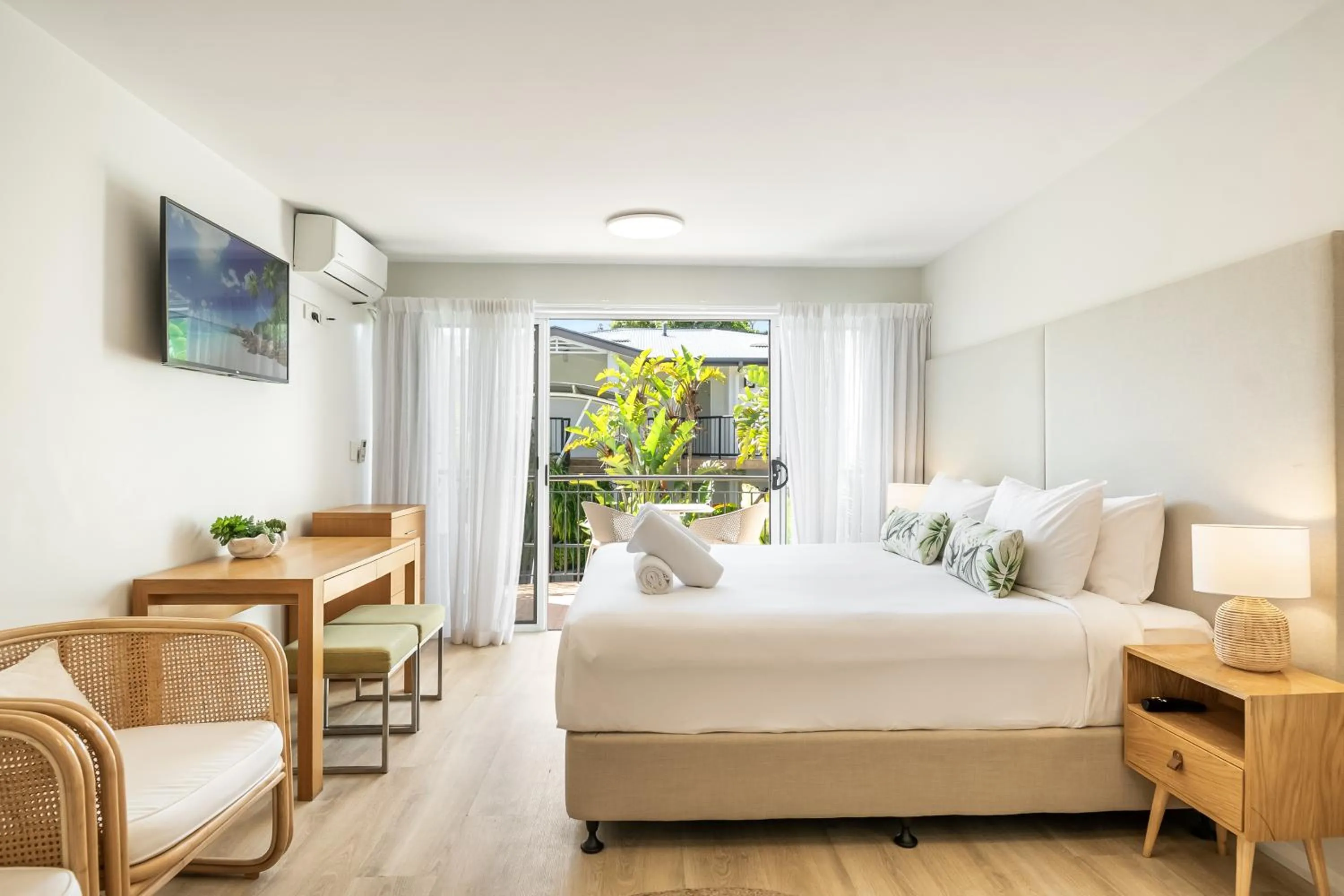 Bed in Eco Beach Resort