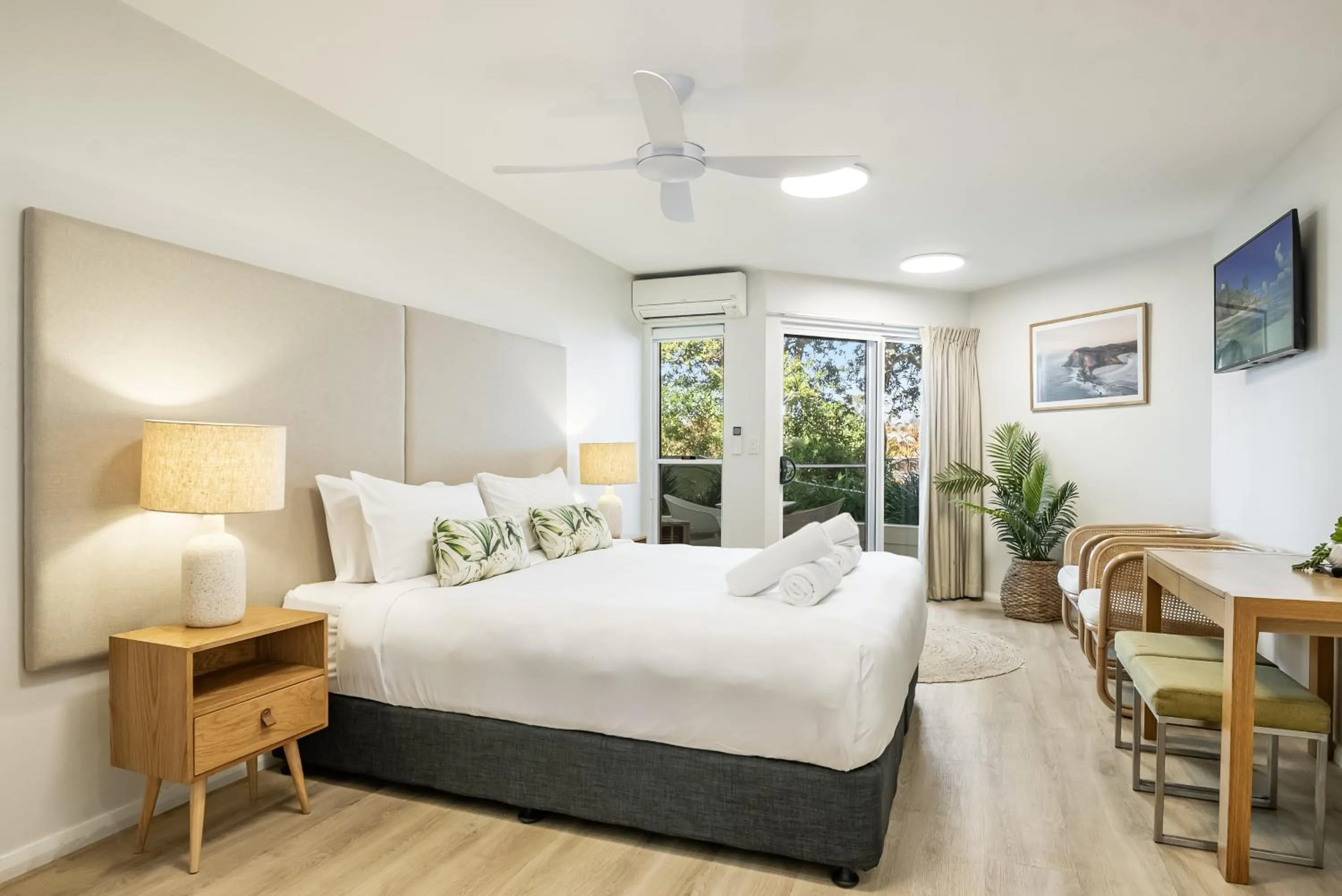 Bed in Eco Beach Resort