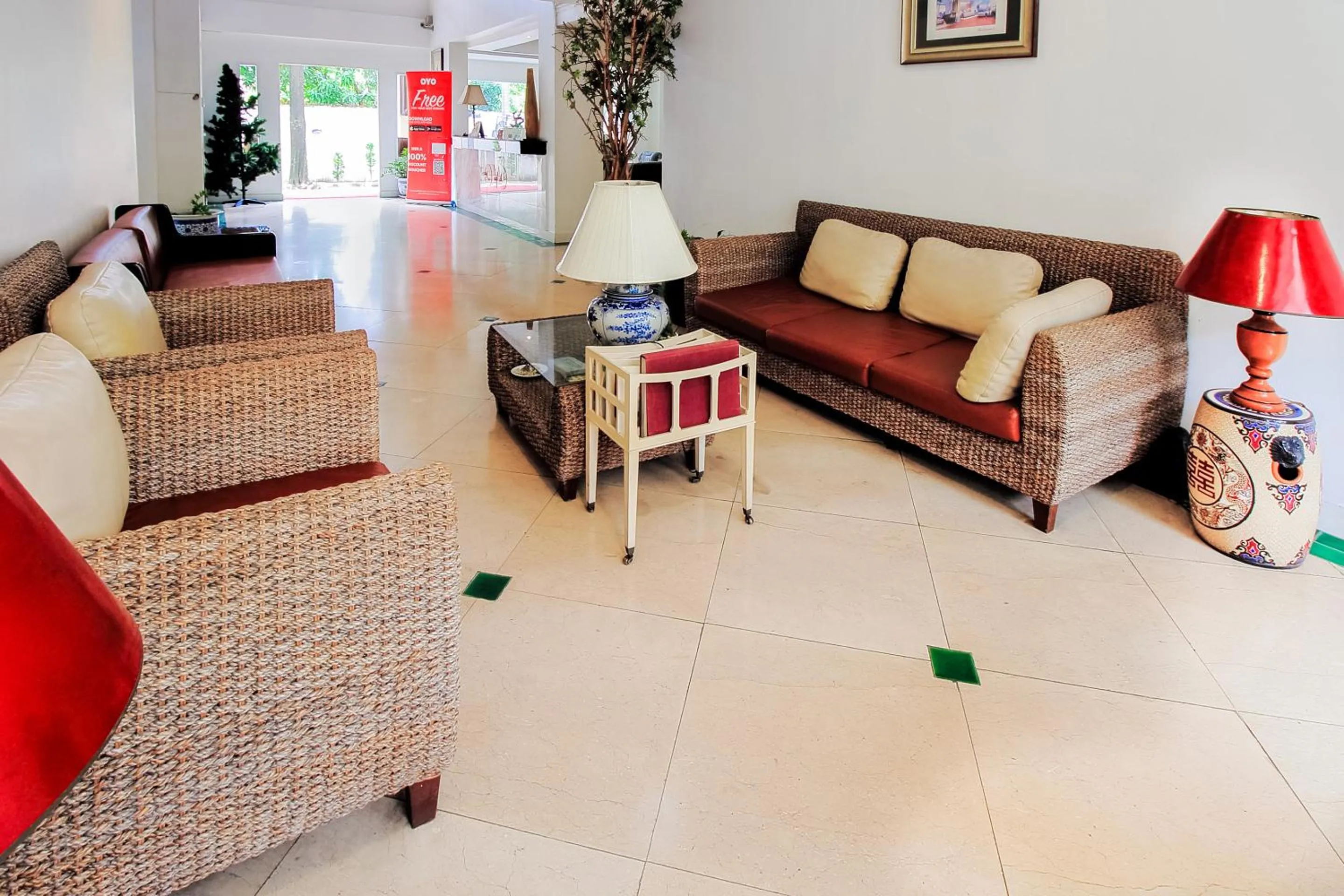 Lobby or reception in Royal Pimand Hotel