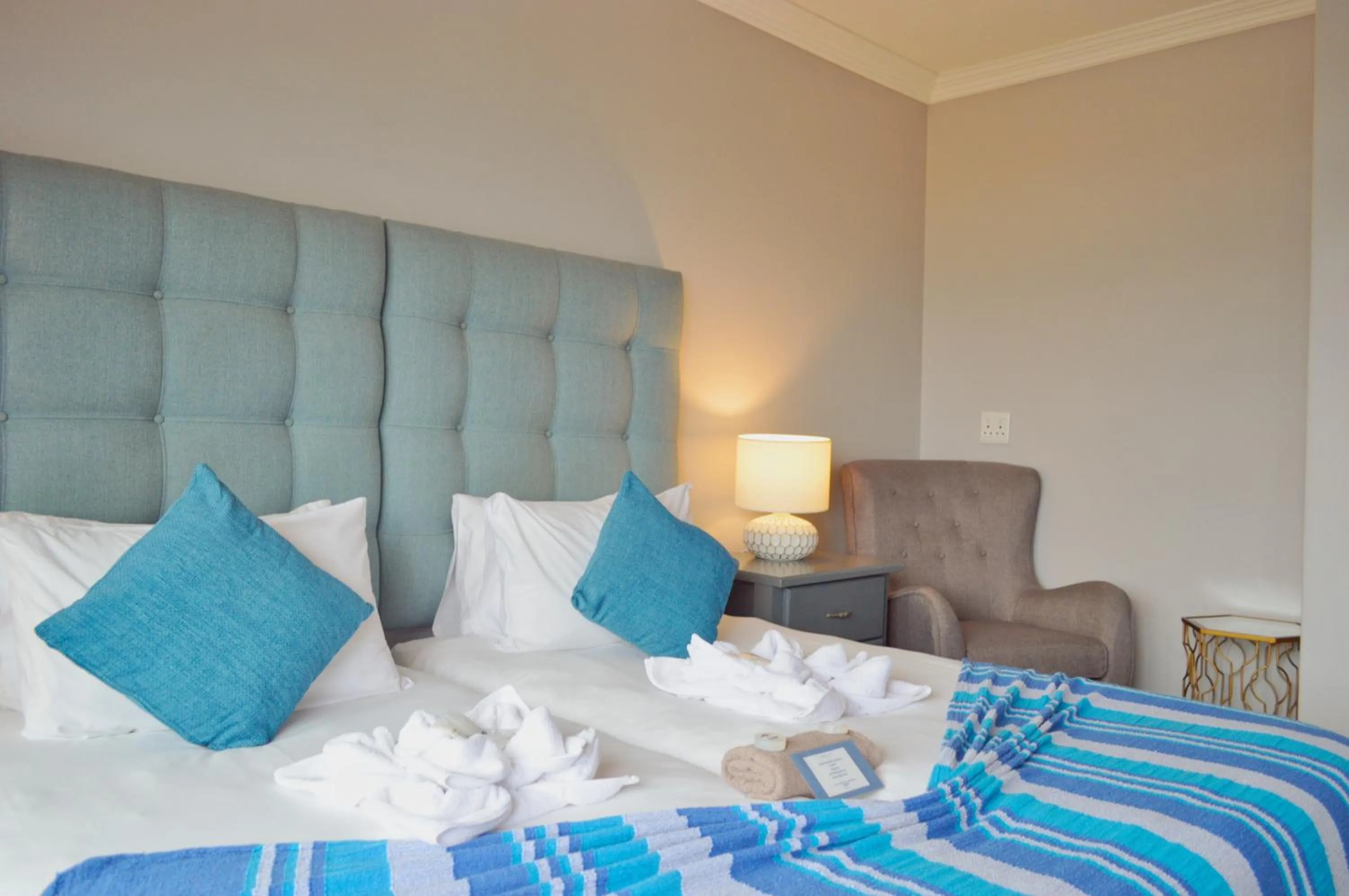 Bed in On The Estuary