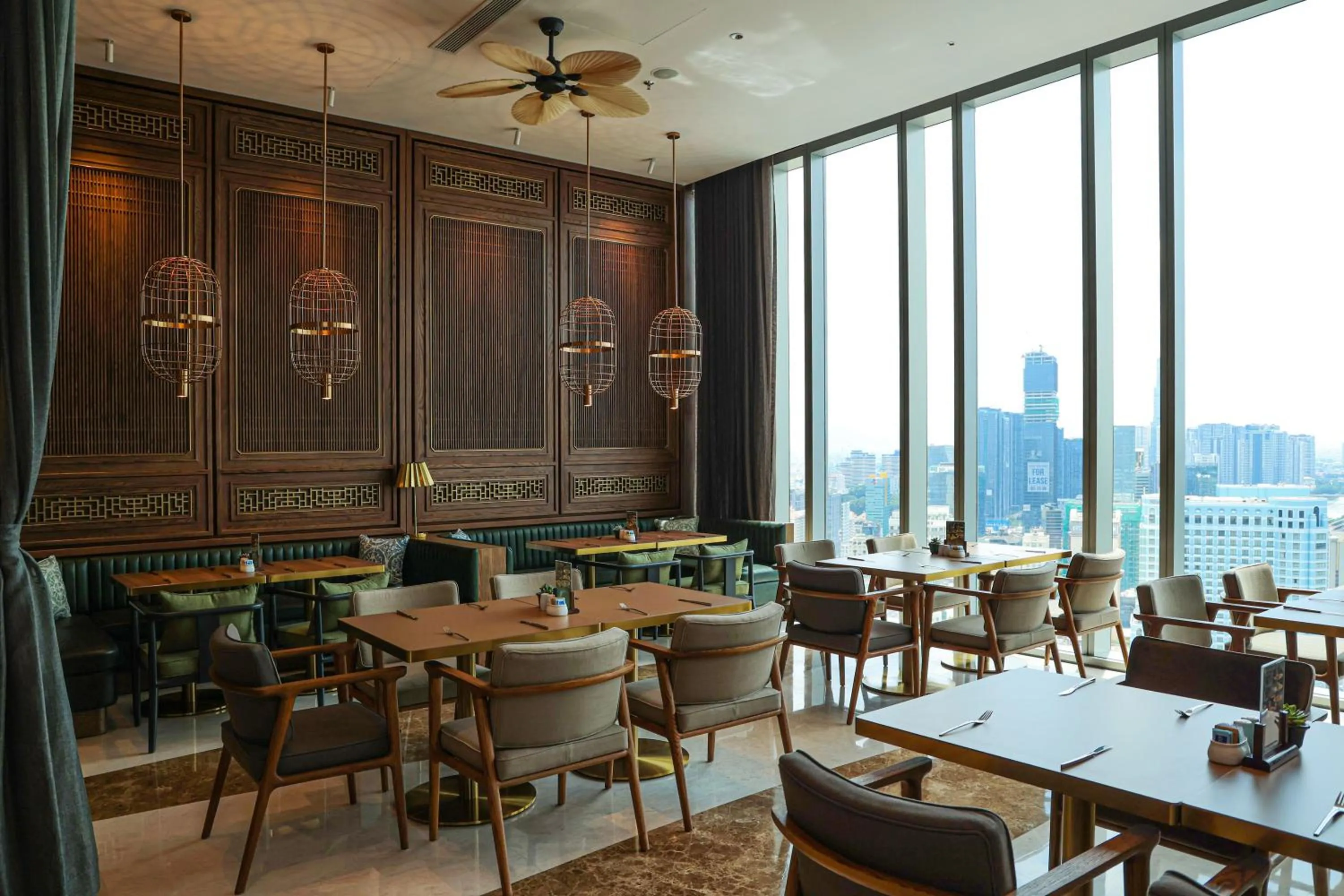 Restaurant/places to eat in Sedona Suites Ho Chi Minh City