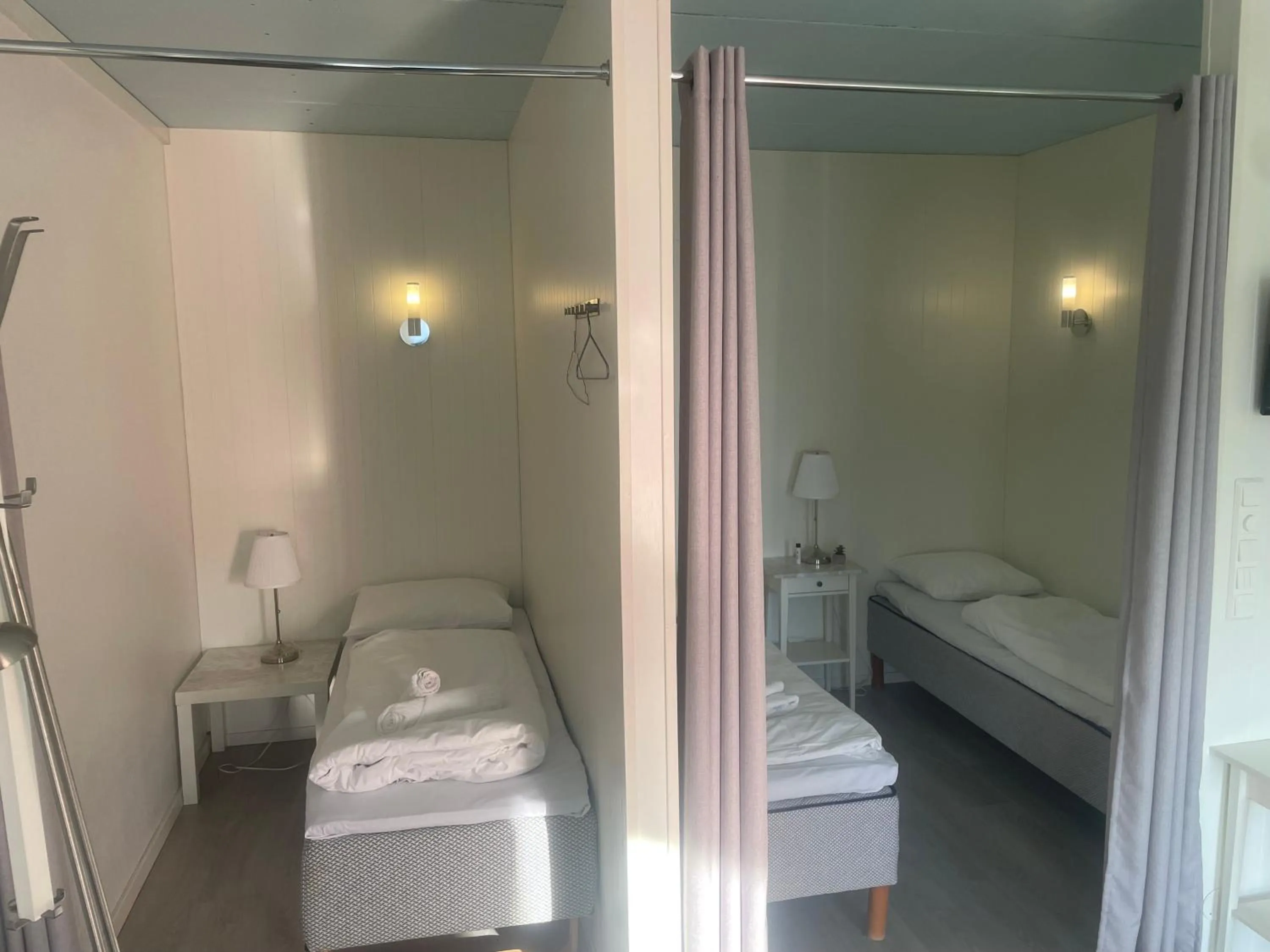 Bed in Sjøberg Hotell og Ferie Leiligheter