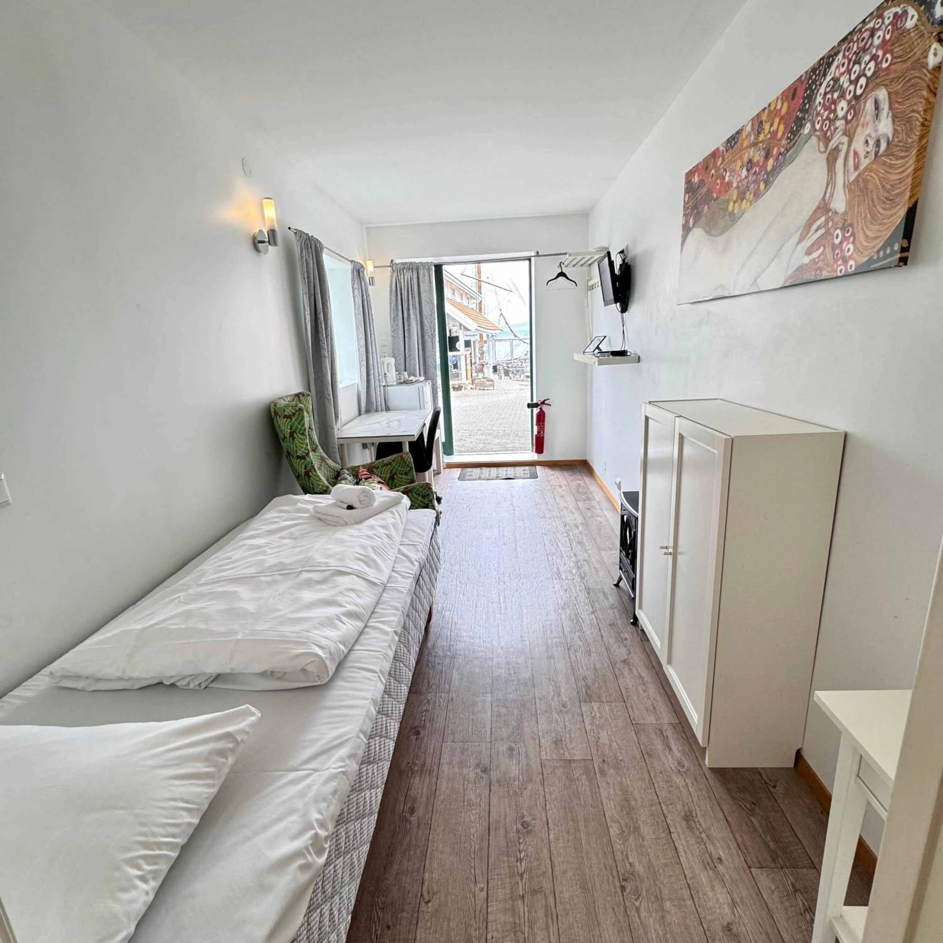 Bed in Sjøberg Hotell og Ferie Leiligheter