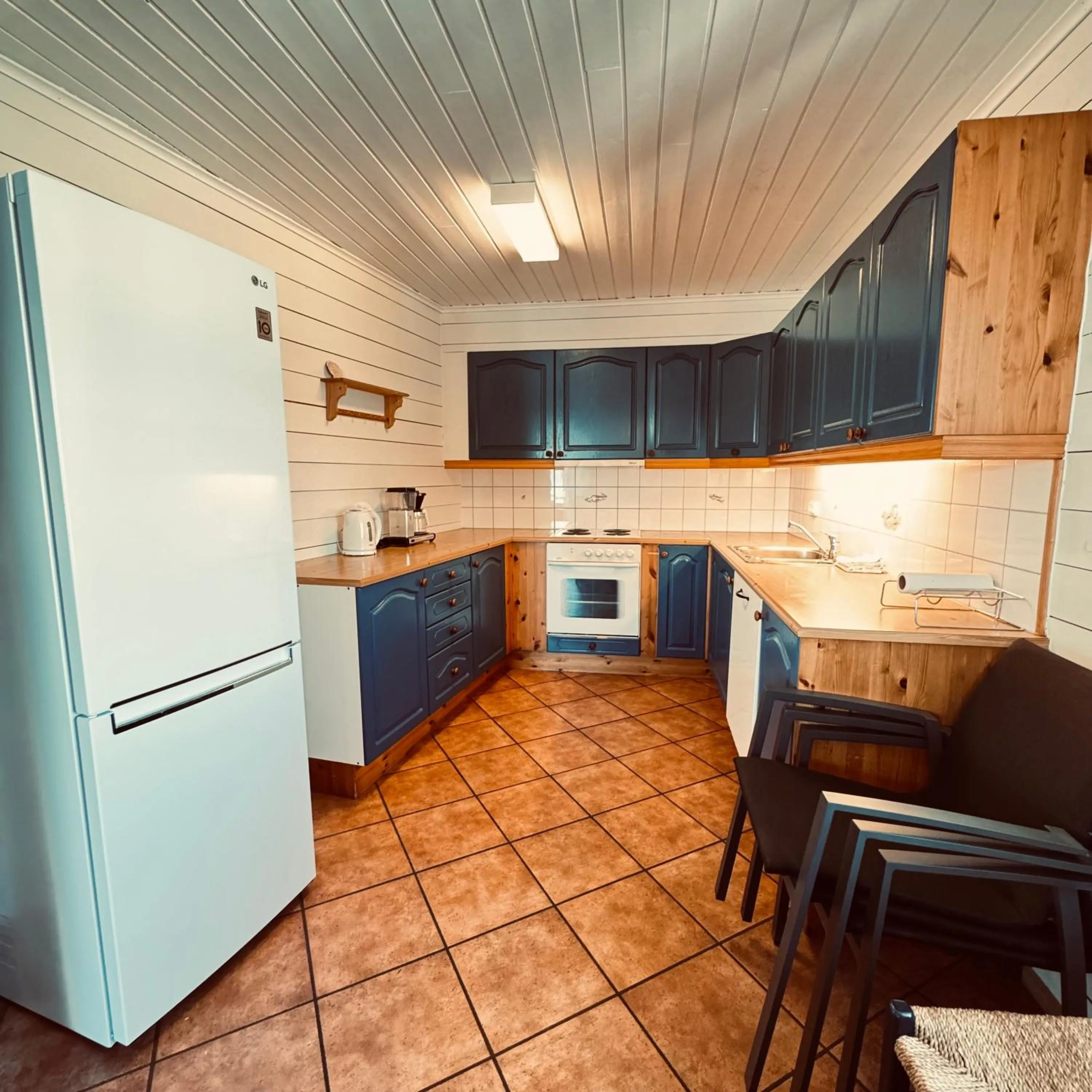 Kitchen or kitchenette in Sjøberg Hotell og Ferie Leiligheter