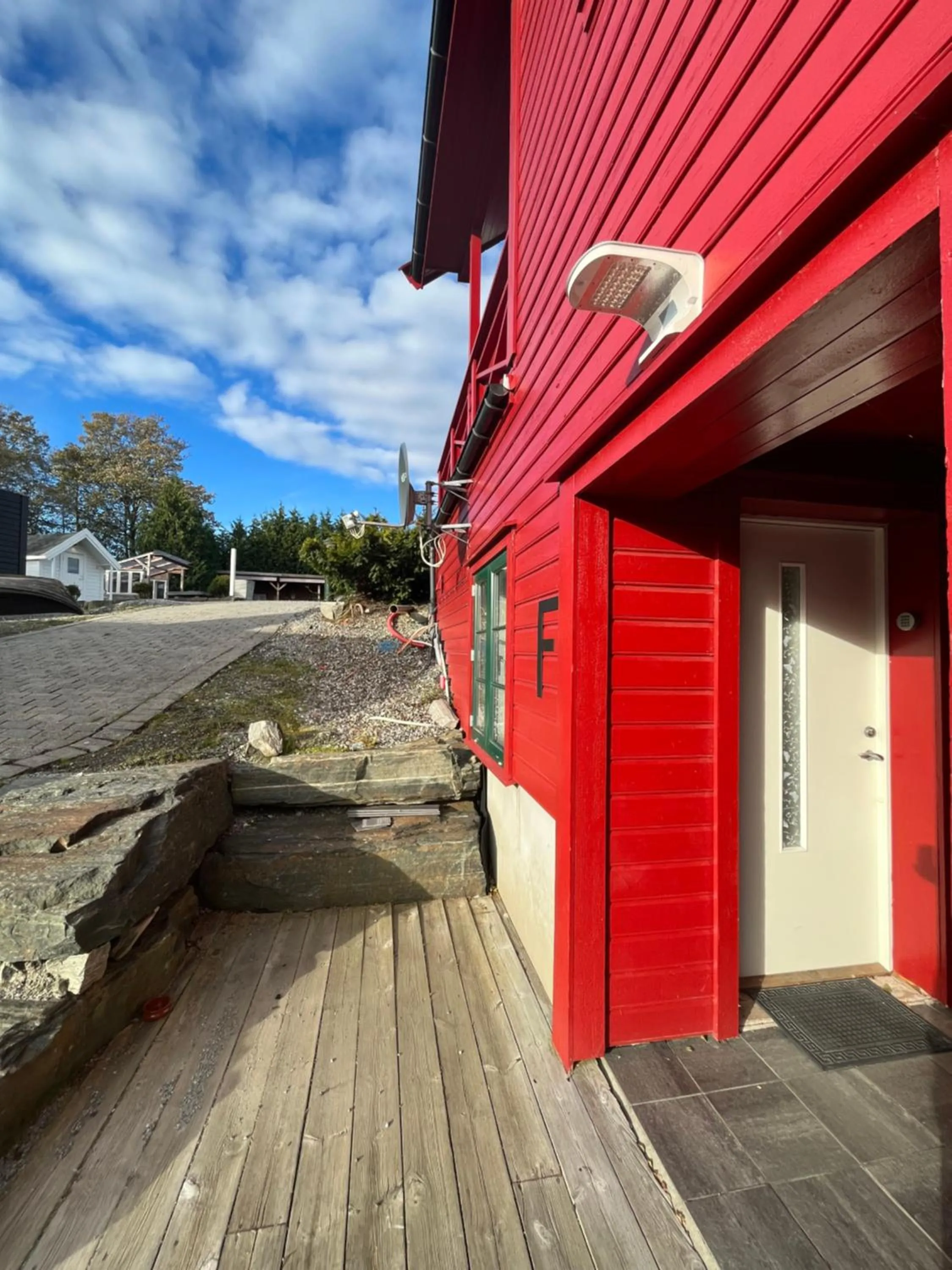 Facade/entrance in Sjøberg Hotell og Ferie Leiligheter