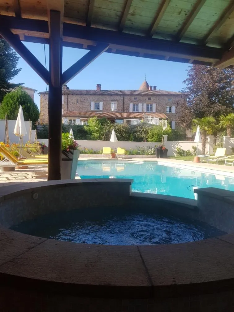 Spa and wellness centre/facilities in DOMAINE DE LA RESERVE