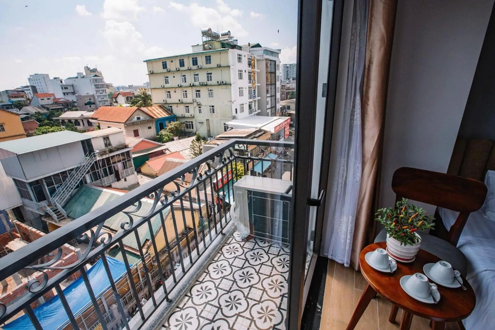Balcony/Terrace in Gardenia Hue Hotel