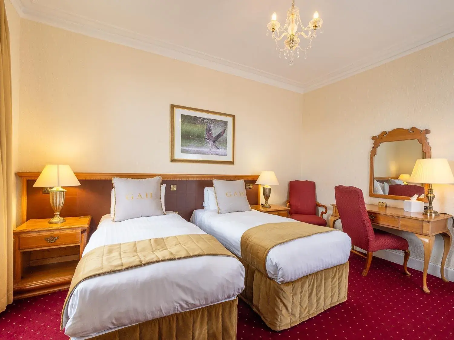 Twin Room in Grant Arms Hotel Twin Room in Grant Arms Hotel