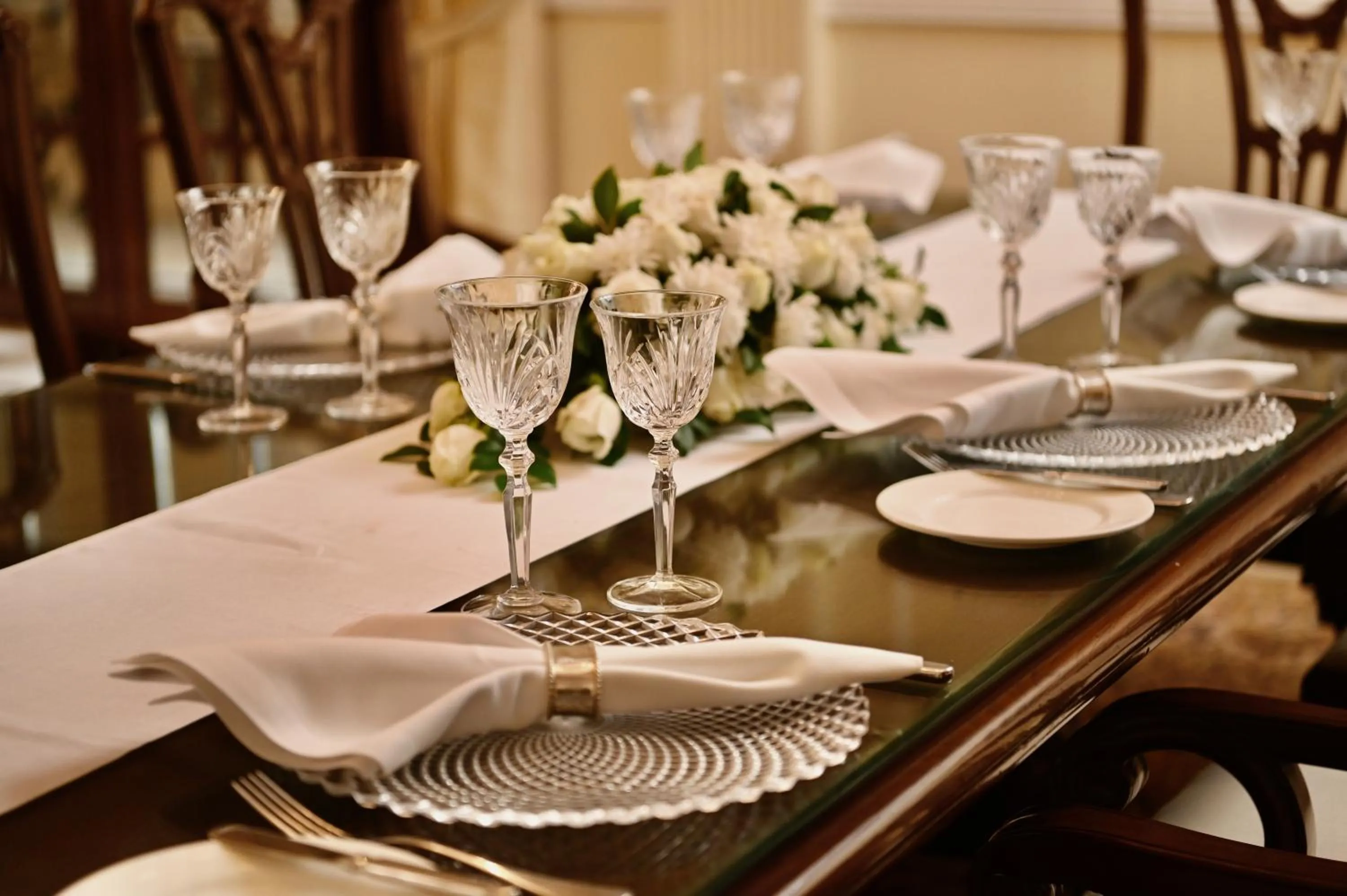 Dining area in The Imperial, New Delhi