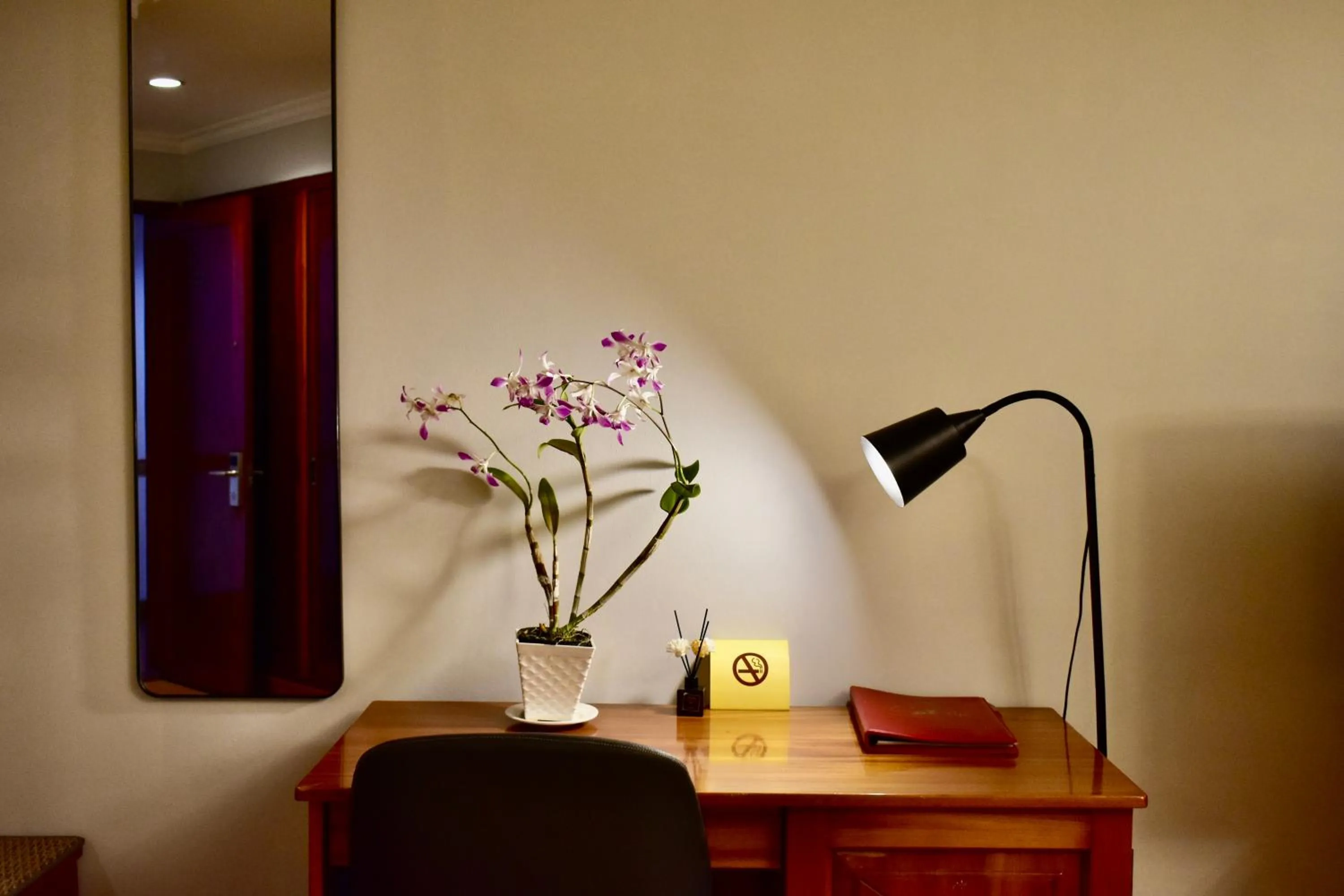 hair dresser in Đông Xuyên Hotel