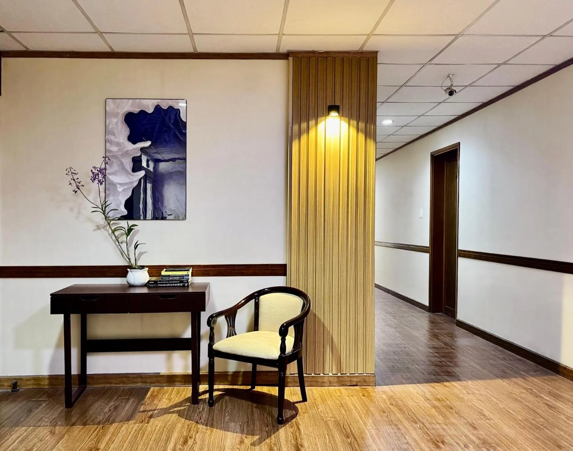 Living room in Đông Xuyên Hotel