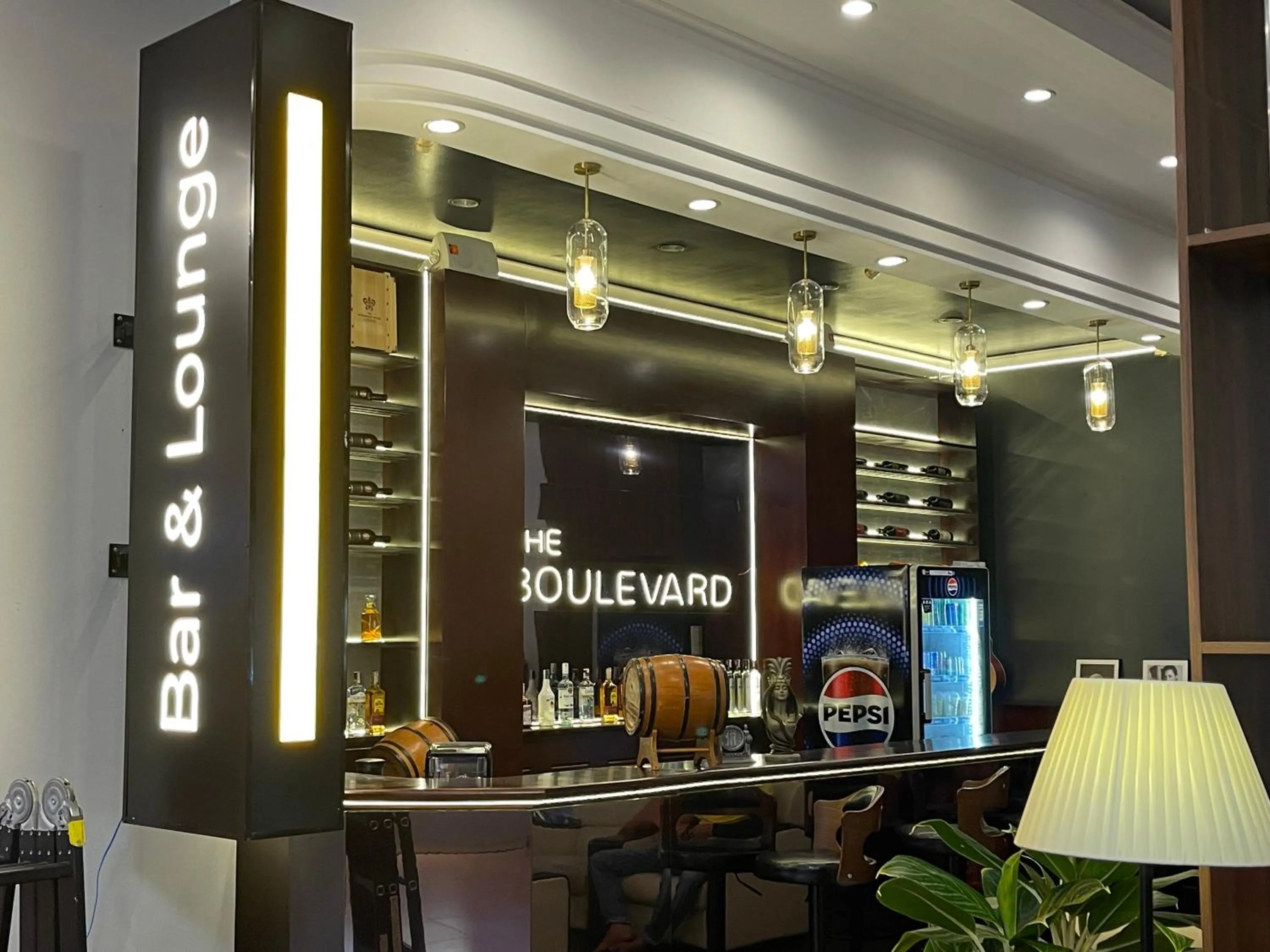 Restaurant/places to eat in Đông Xuyên Hotel