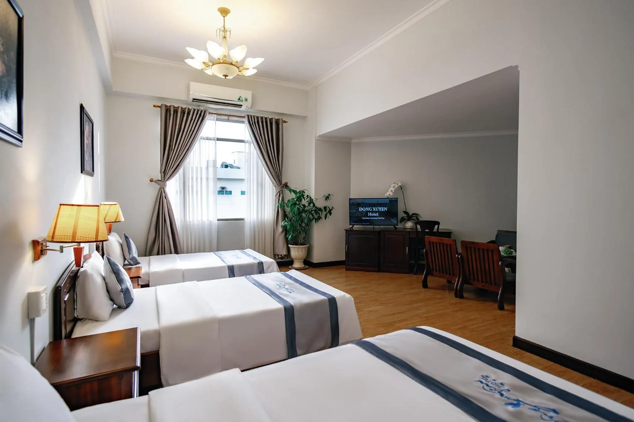 Bed in Đông Xuyên Hotel