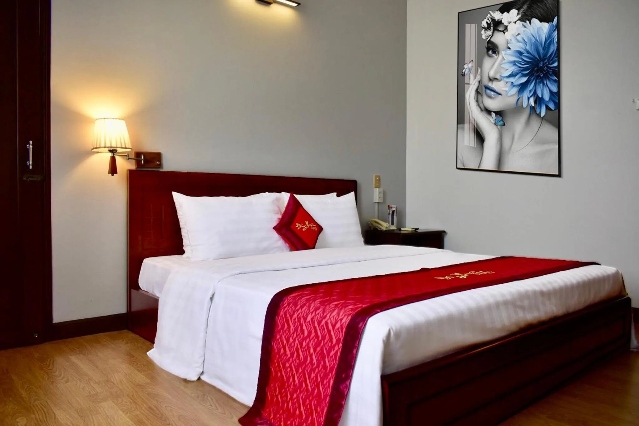 Bed in Đông Xuyên Hotel