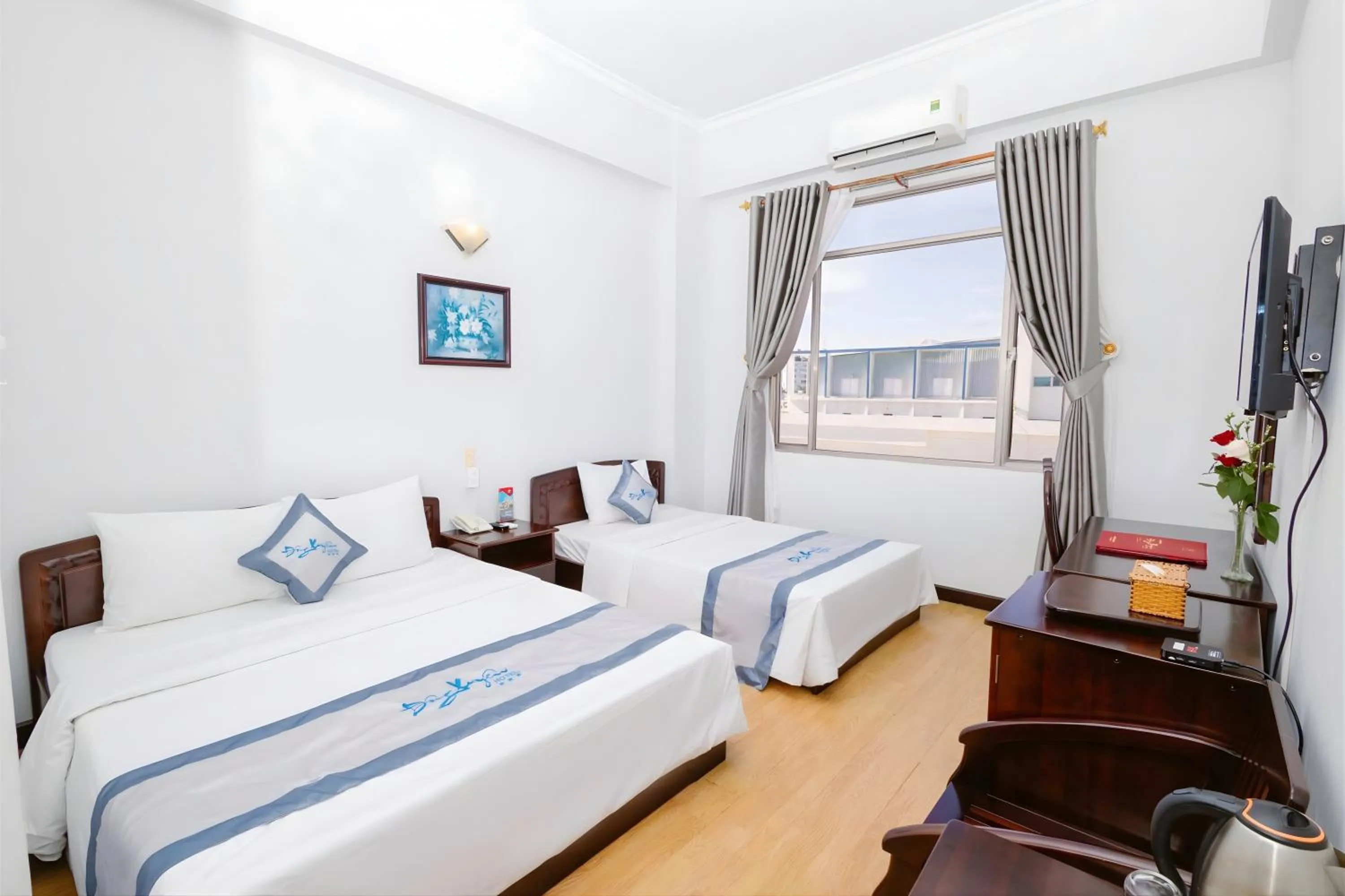 Bed in Đông Xuyên Hotel