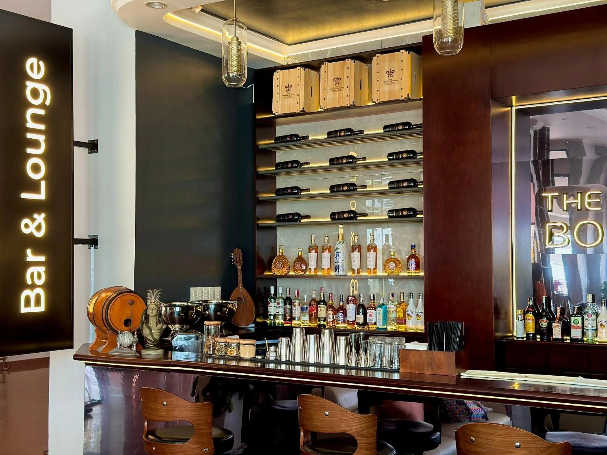 Restaurant/places to eat in Đông Xuyên Hotel