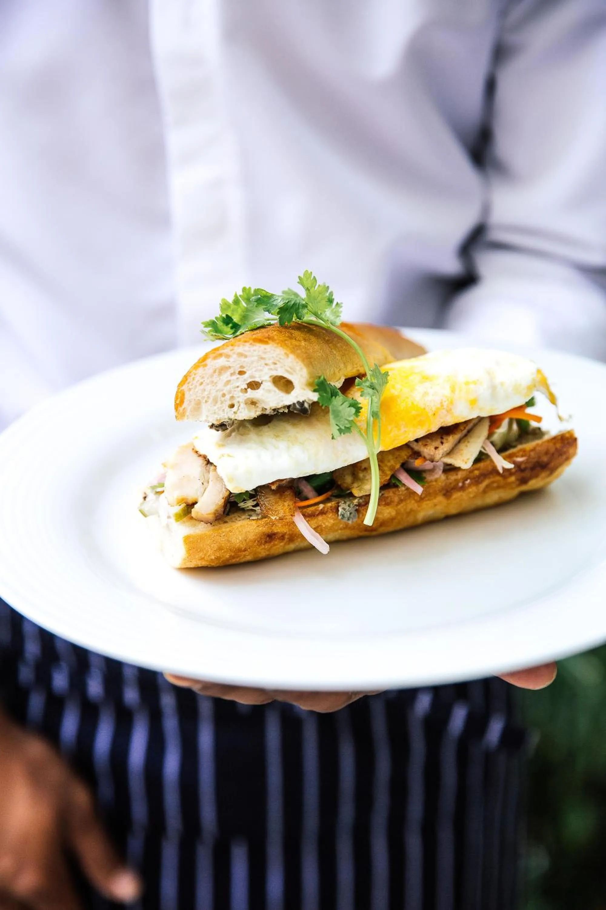 Restaurant/places to eat in Treeline Urban Resort