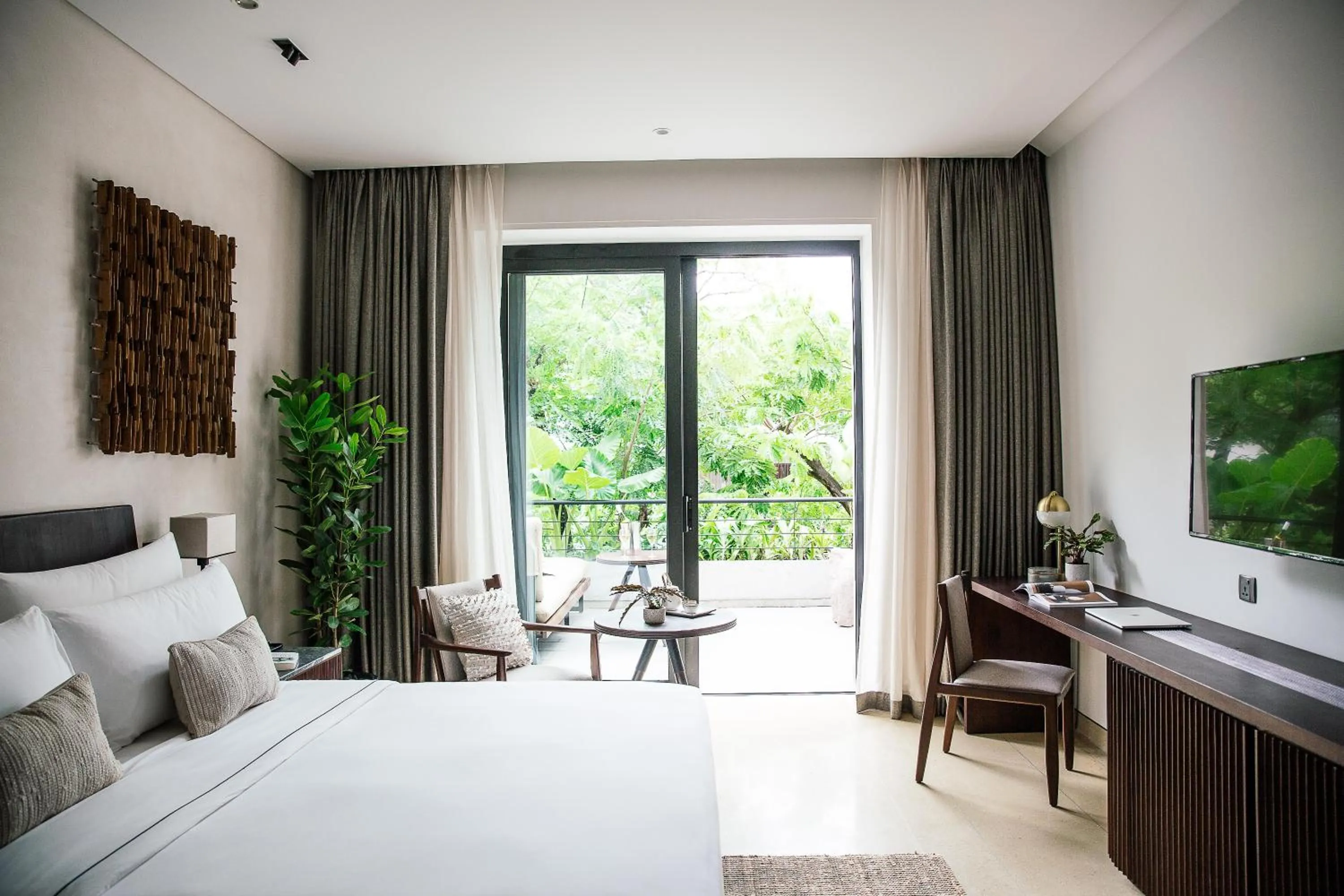 Bed in Treeline Urban Resort