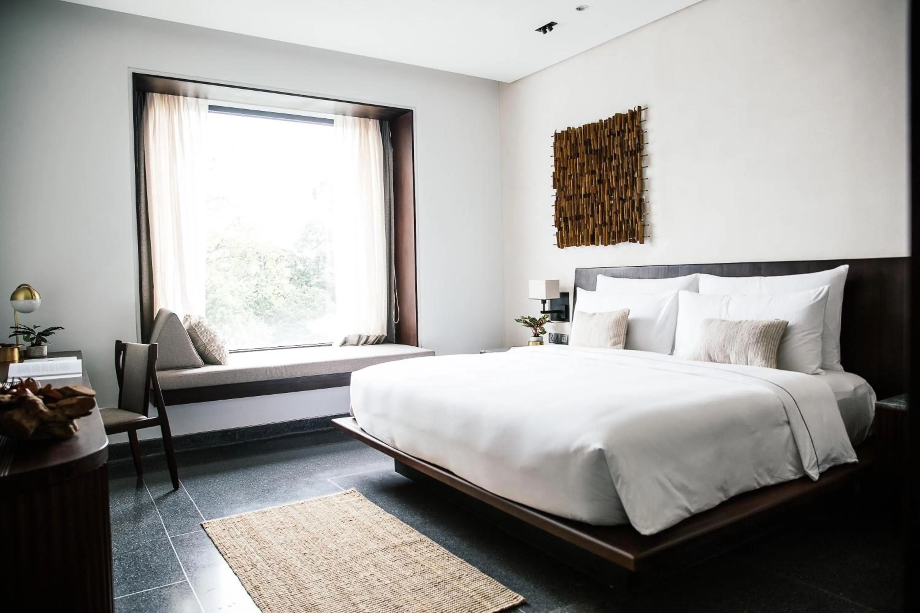 Photo of the whole room, Bed in Treeline Urban Resort