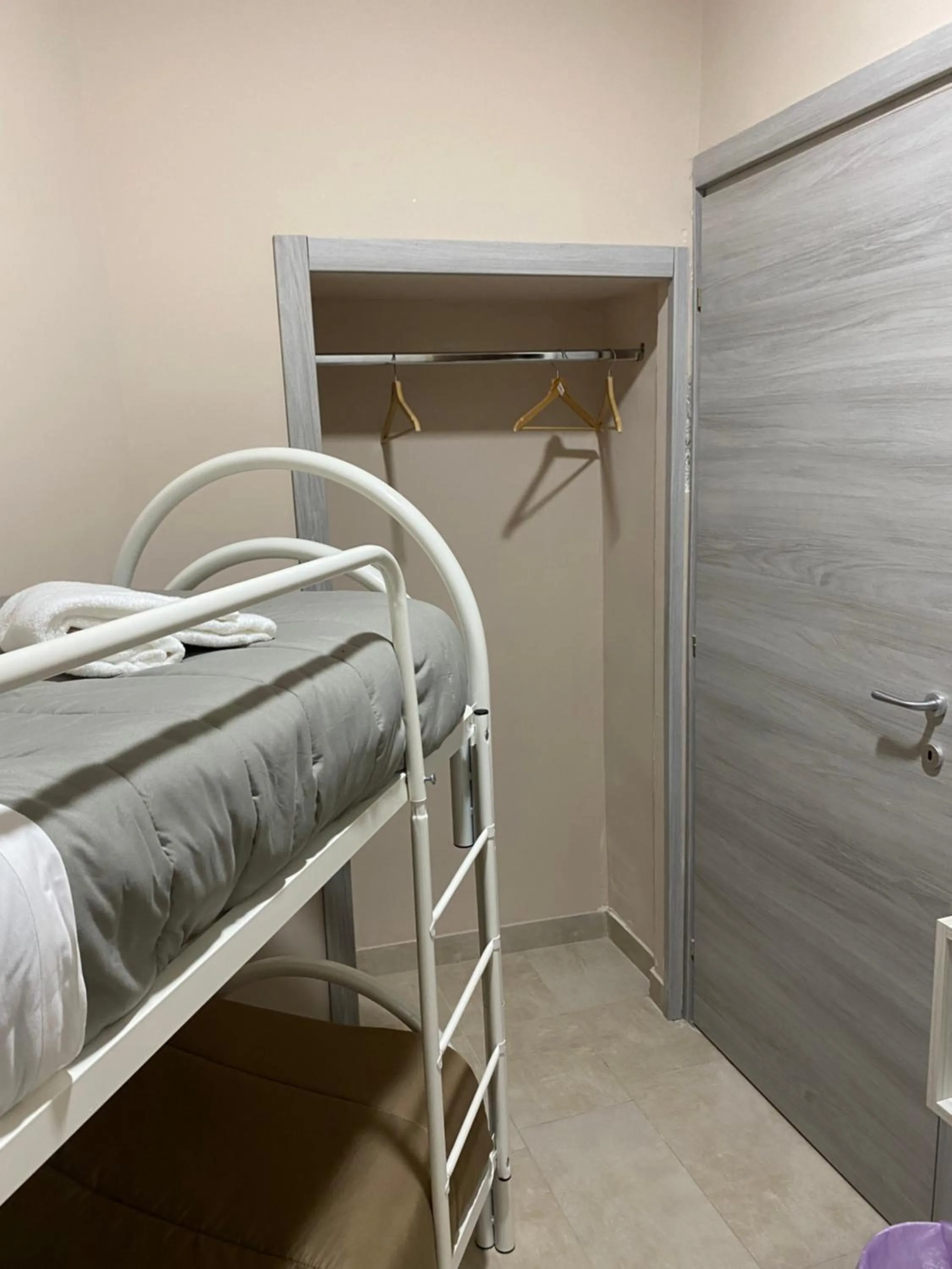 Photo of the whole room, Bed in Hotel Poker