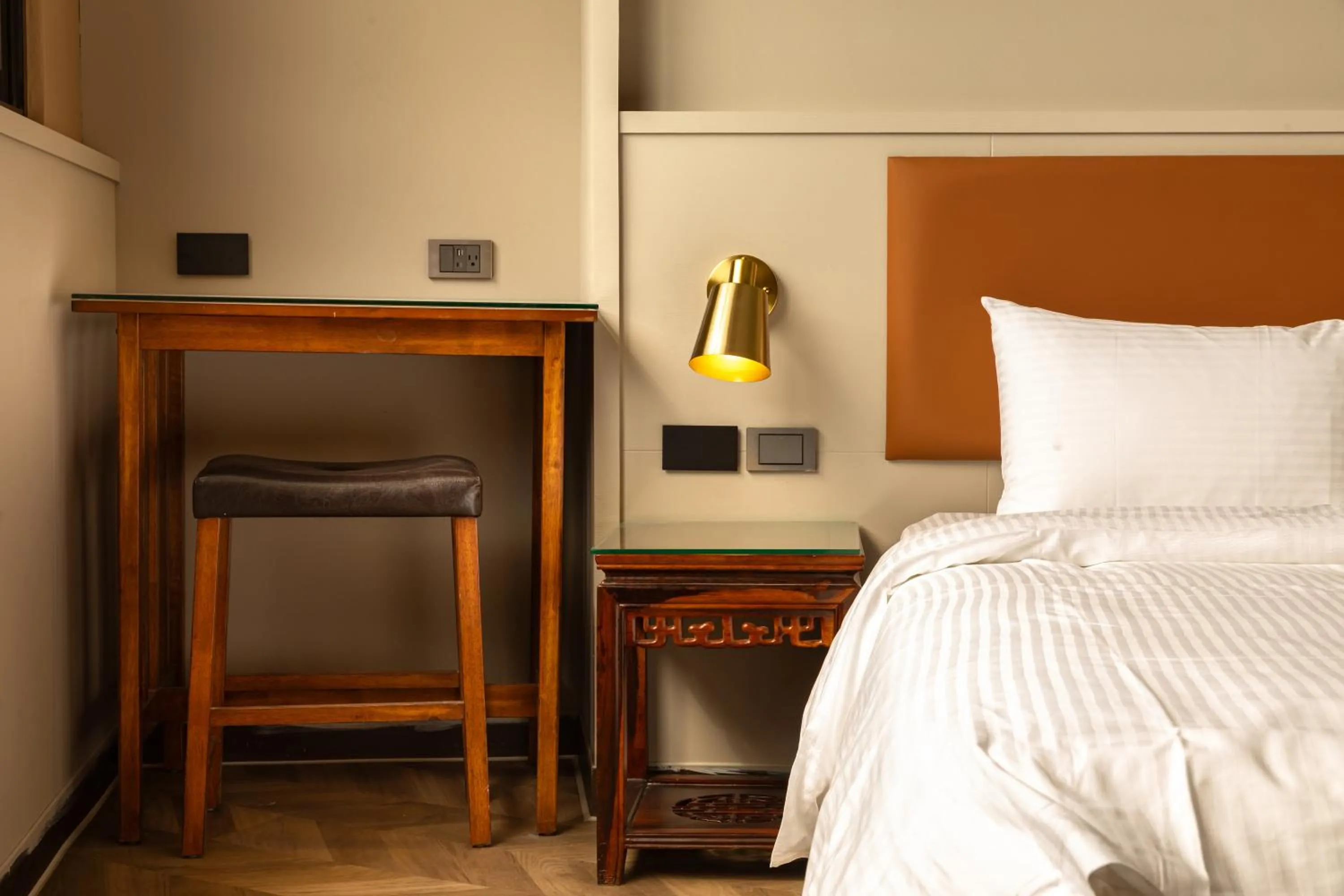 Bed in 露夏旅社 l 納康商旅 l 智能入住 l 鄰近花園夜市