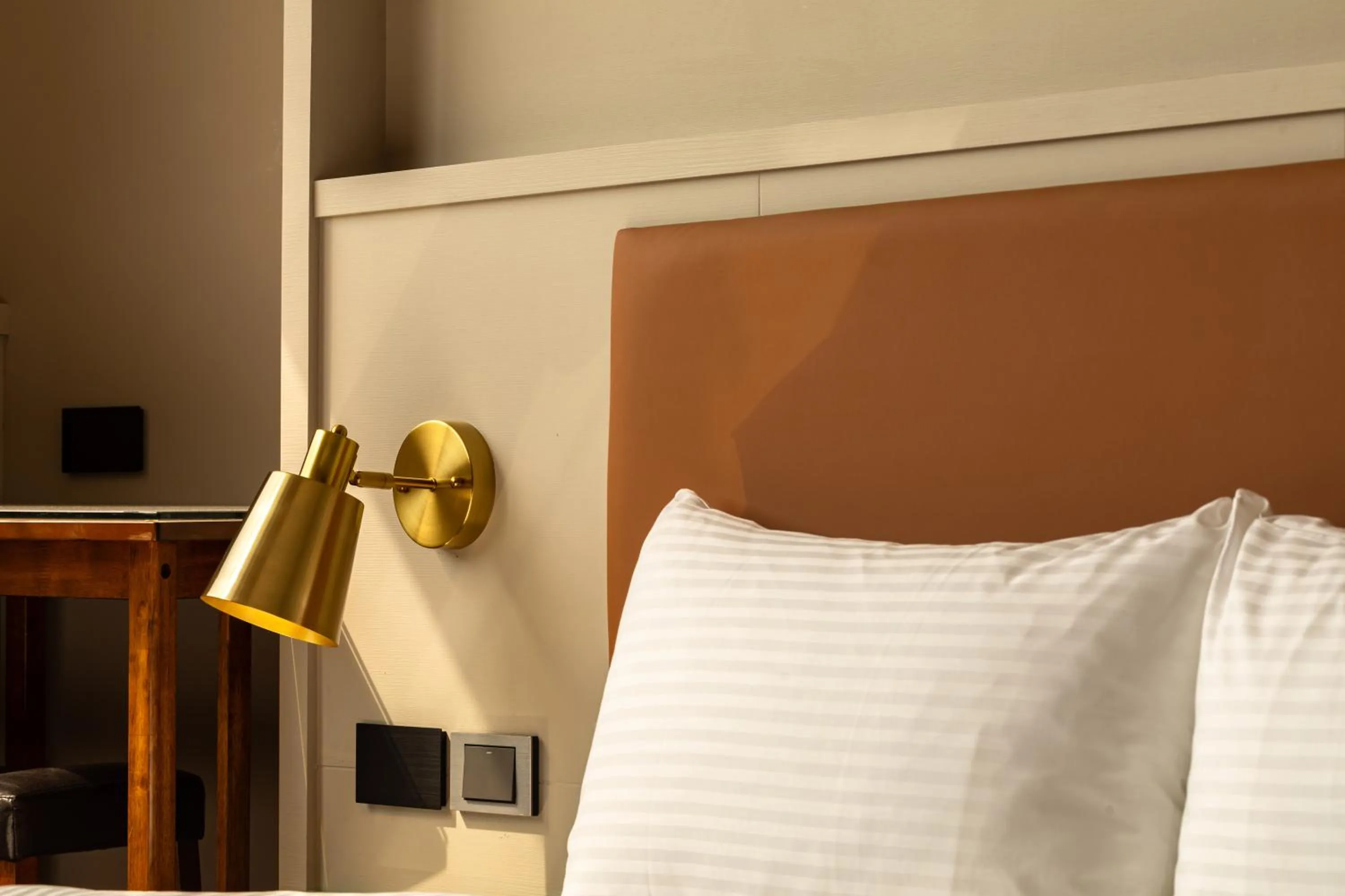 Bed in 露夏旅社 l 納康商旅 l 智能入住 l 鄰近花園夜市