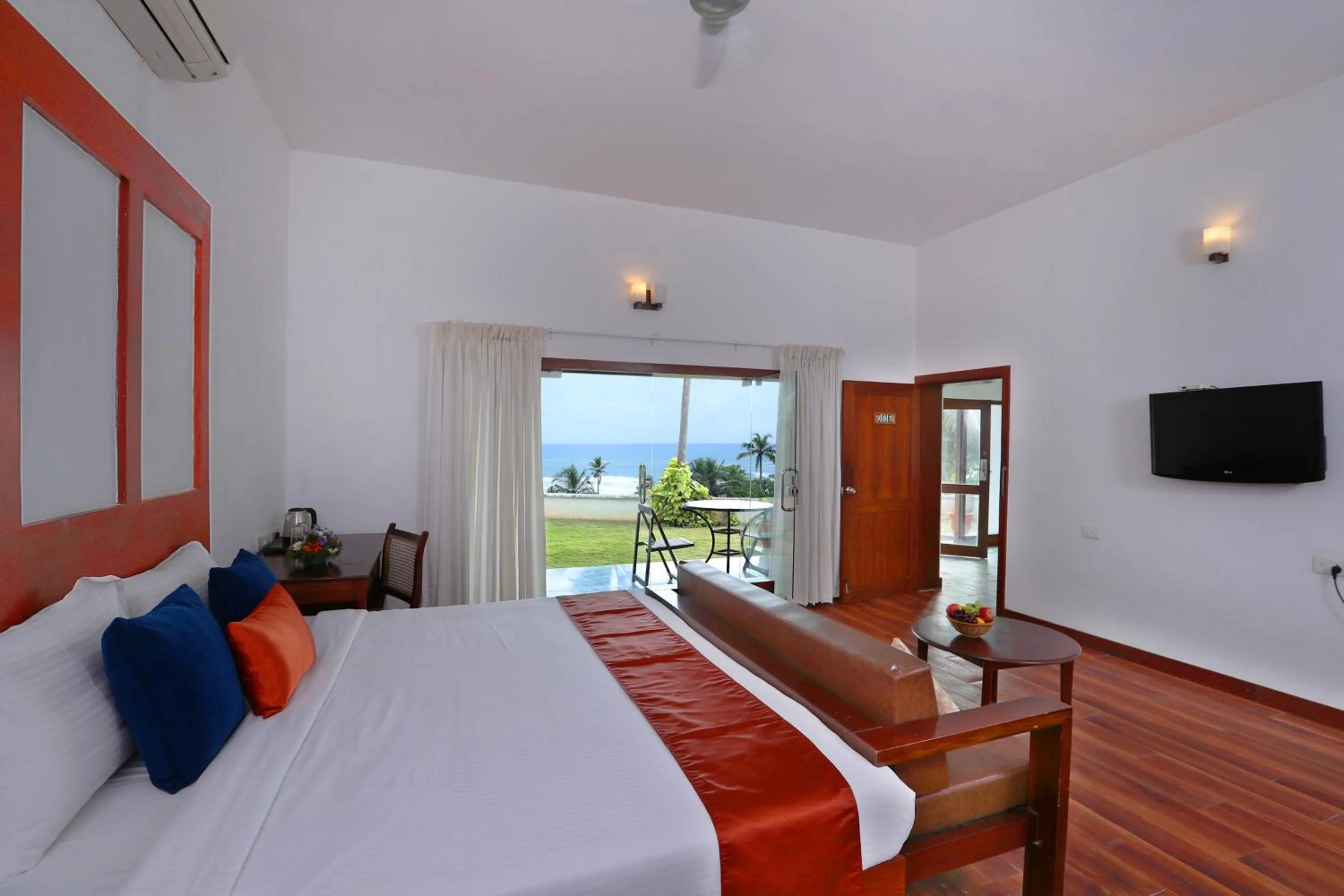 Bed in Getaway Beach Resort Kovalam