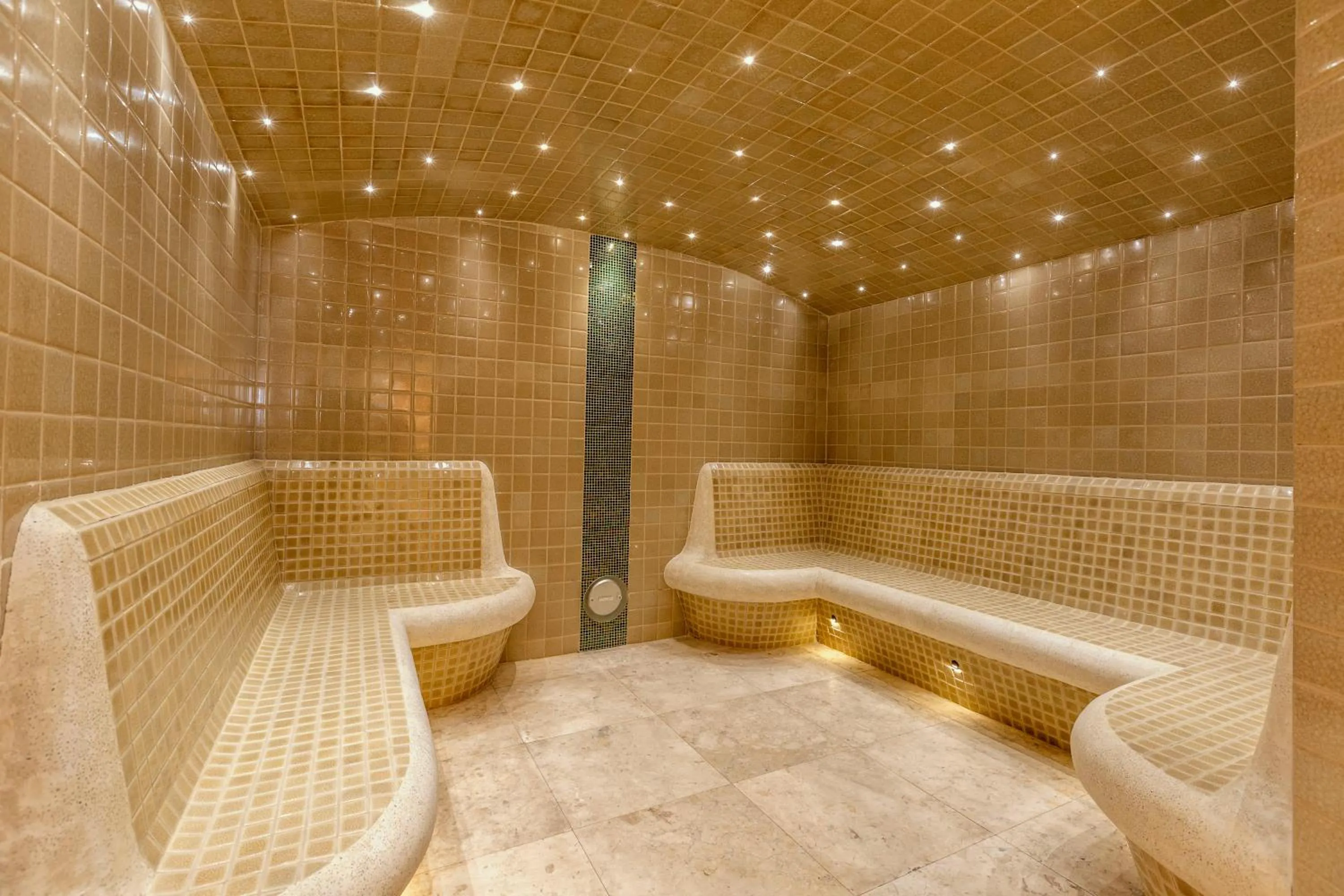 Steam room in Kudadoo Maldives Private Island – Luxury All inclusive