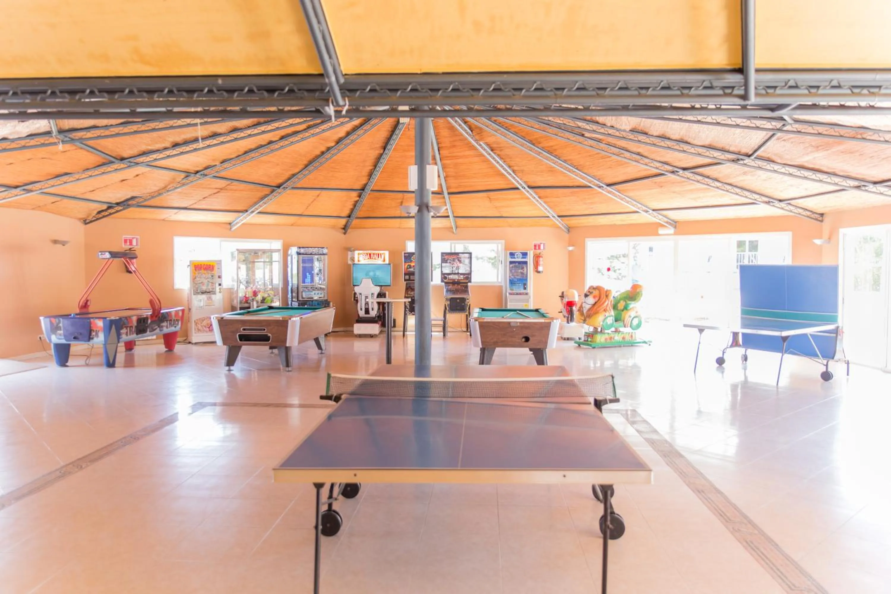 Billiard in Hotel Club Es Talaial