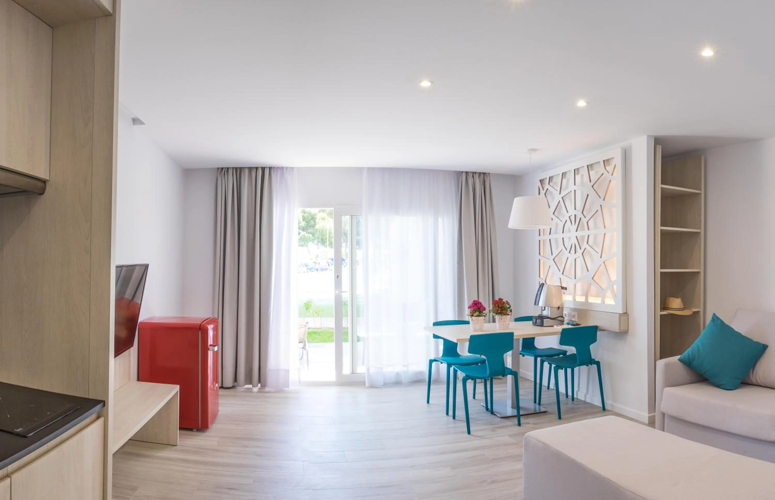 Dining area in Hotel Club Es Talaial